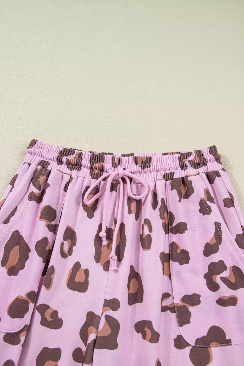 Trendsi Drawstring Leopard Print Patch Pocket Loose Pants -
