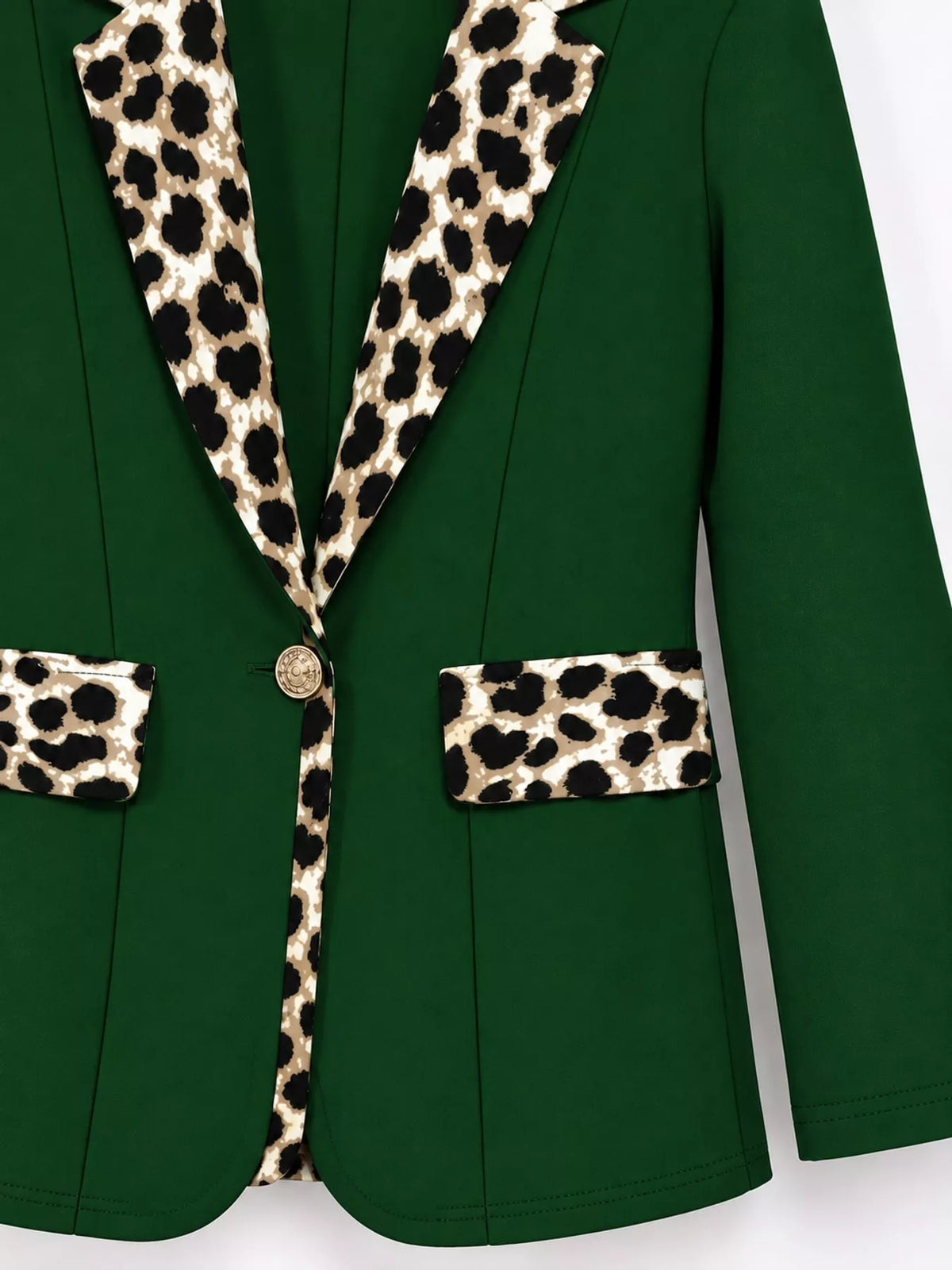 Collared long sleeve blazer, construction and design details