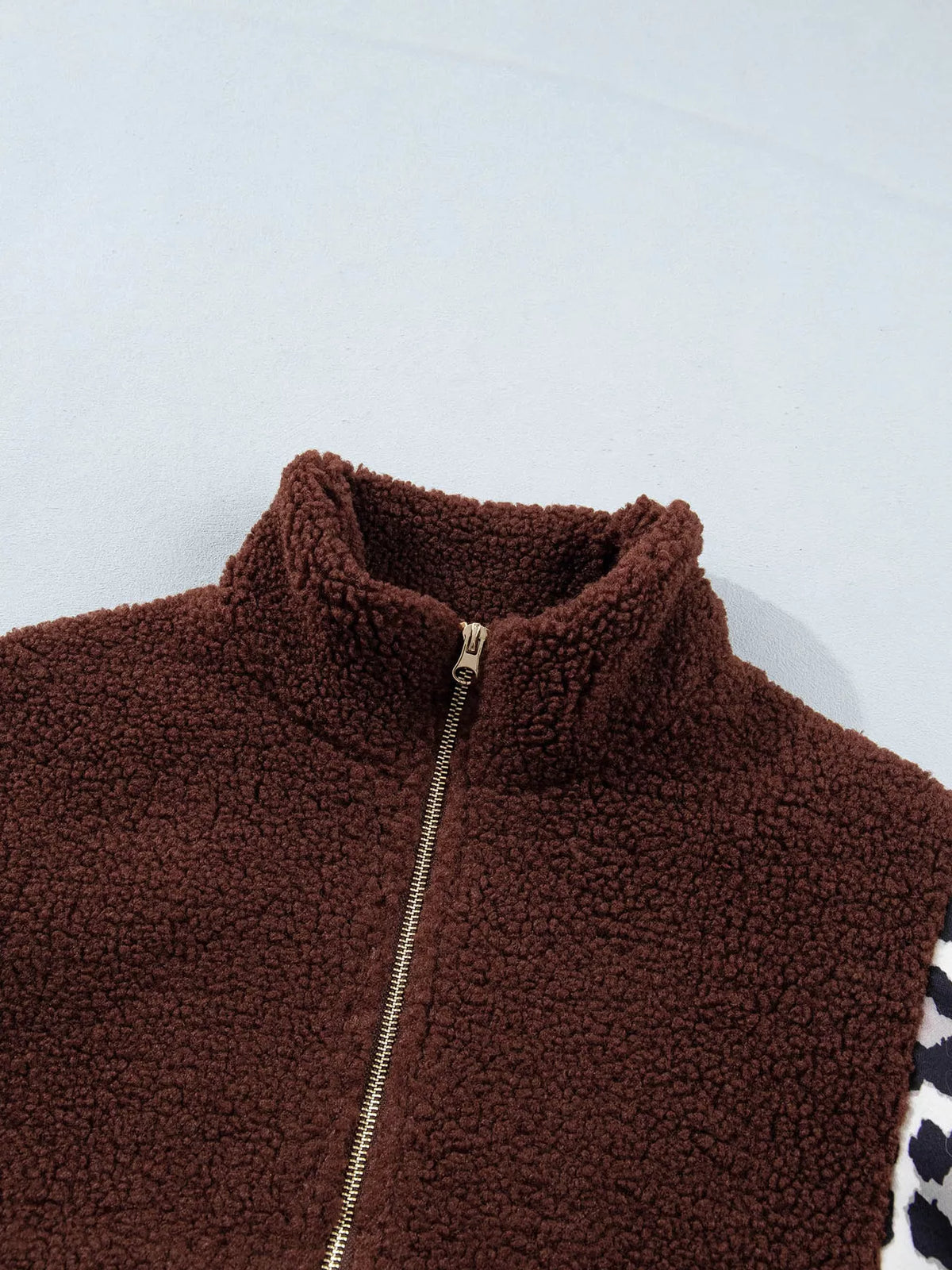 Leopard-patch fleece jacket, brown zip collar detail