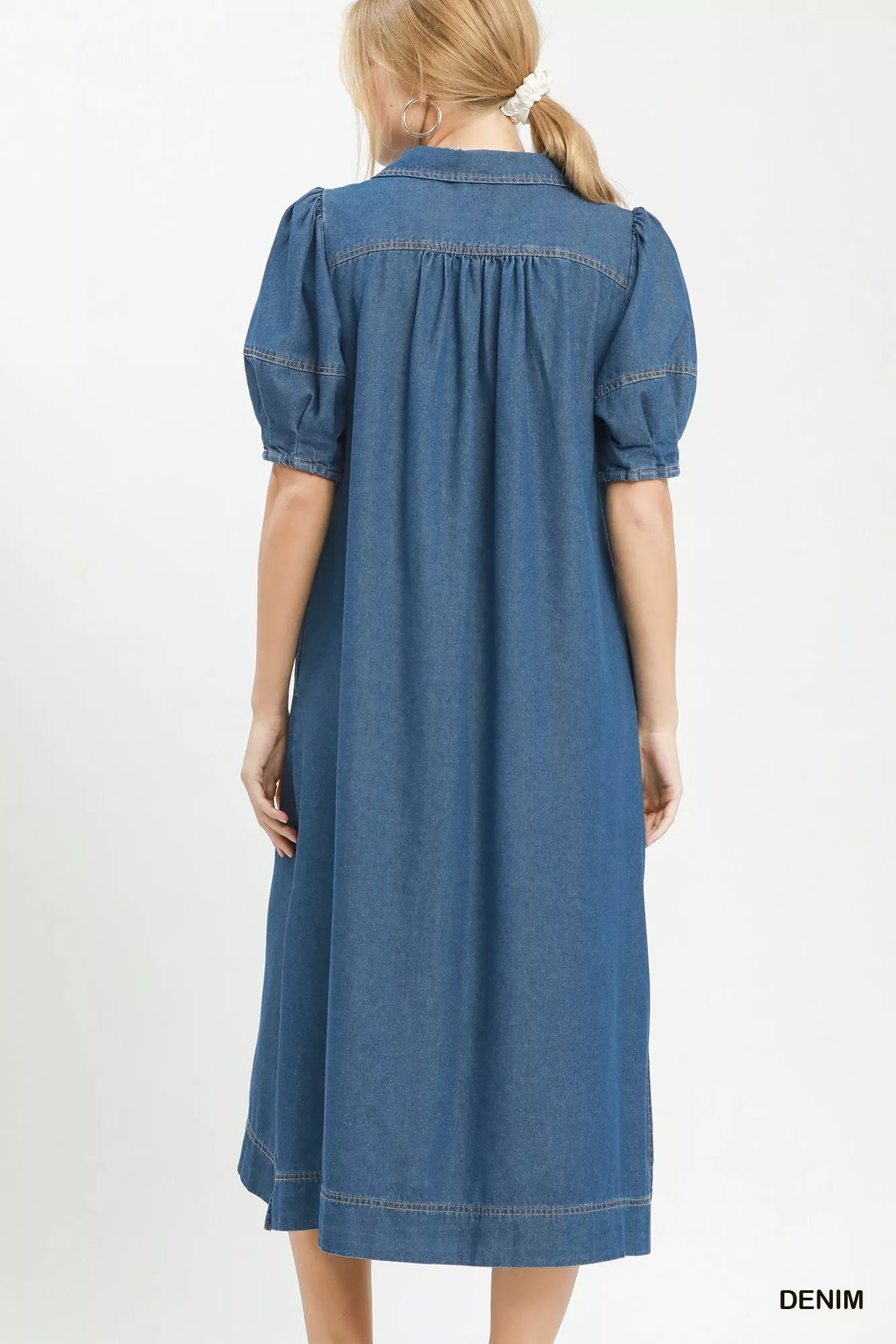 Women's apparel – product view 3