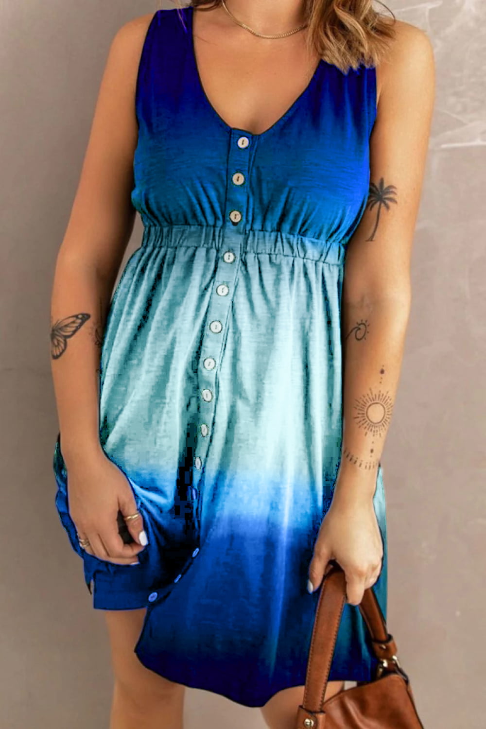 Women's apparel – product view 14