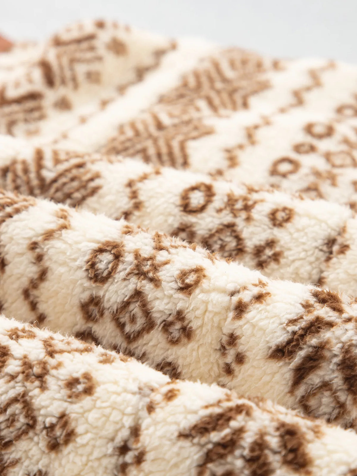 Geometric fleece vest, geometric fleece texture