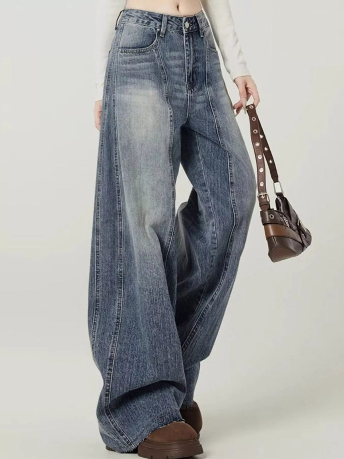Vintage Wide-Leg Jeans in vintage blue