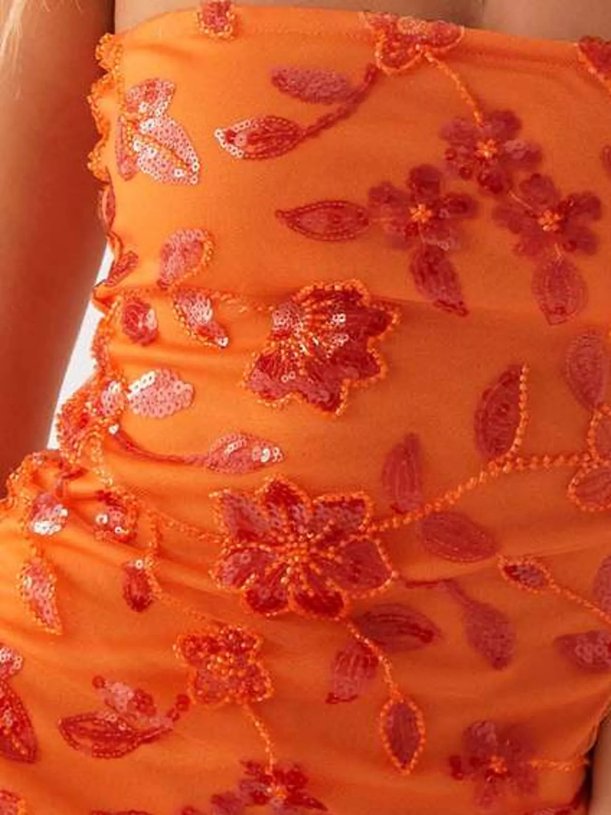 strapless mini dress, construction and design details
