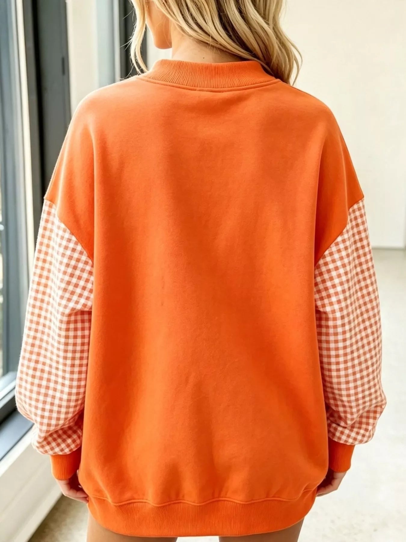 Trendsi Gingham Sleeves Round Neck Sweatshirt -