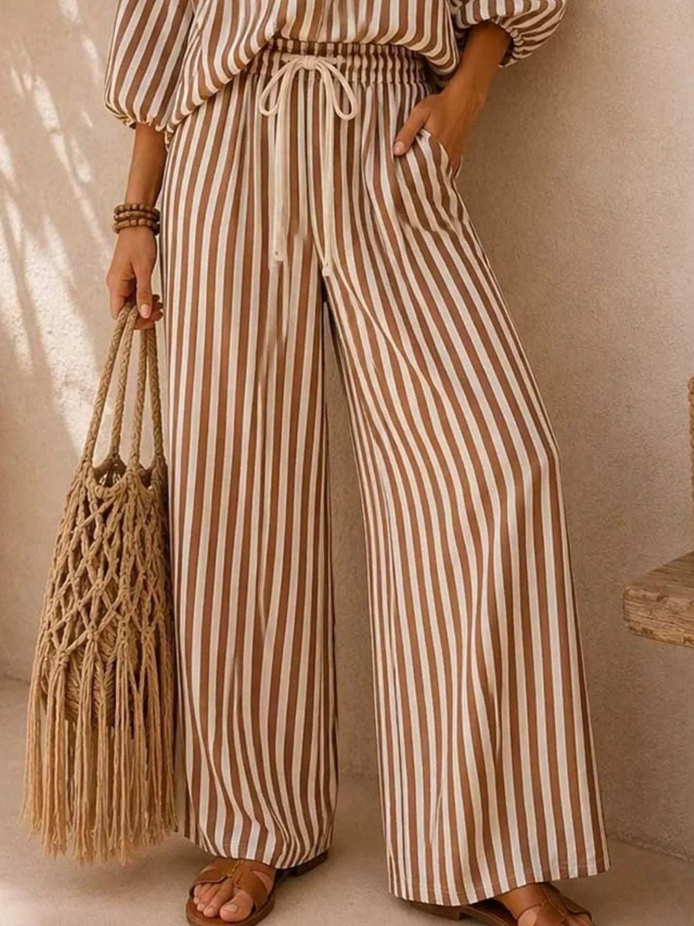 Women's clothing set – product view 3