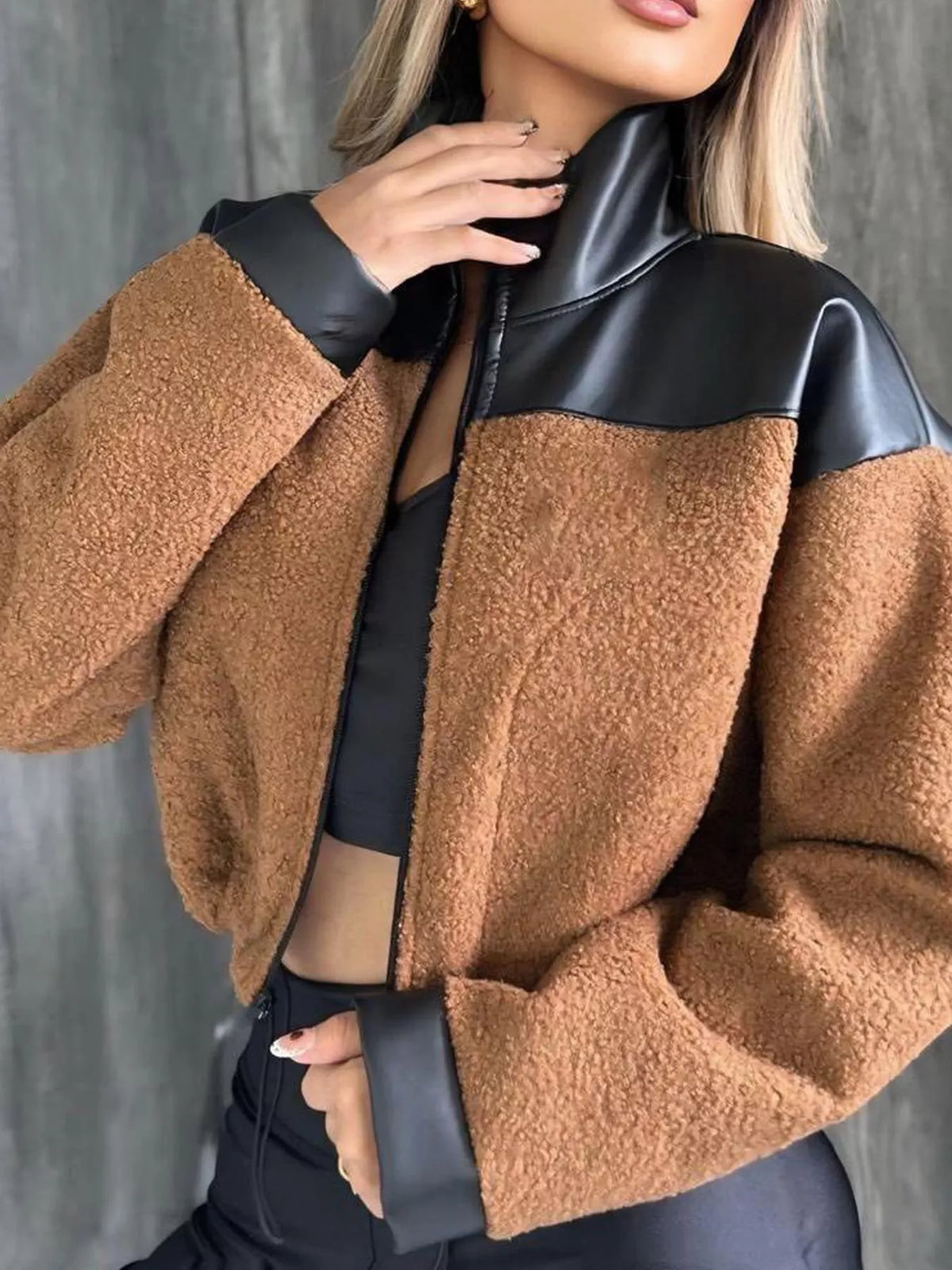 Sherpa-contrast jacket, tan open front