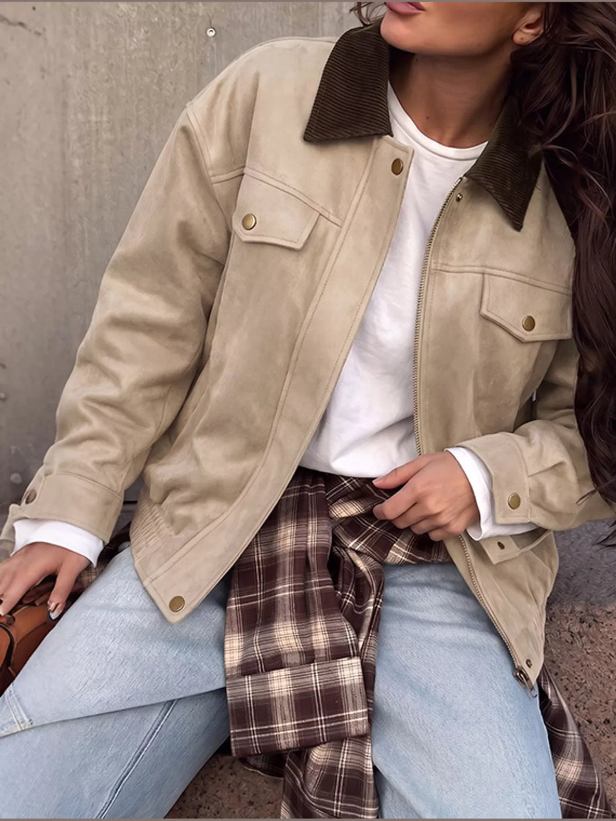 Beige zip-up dropped shoulder jacket — front view