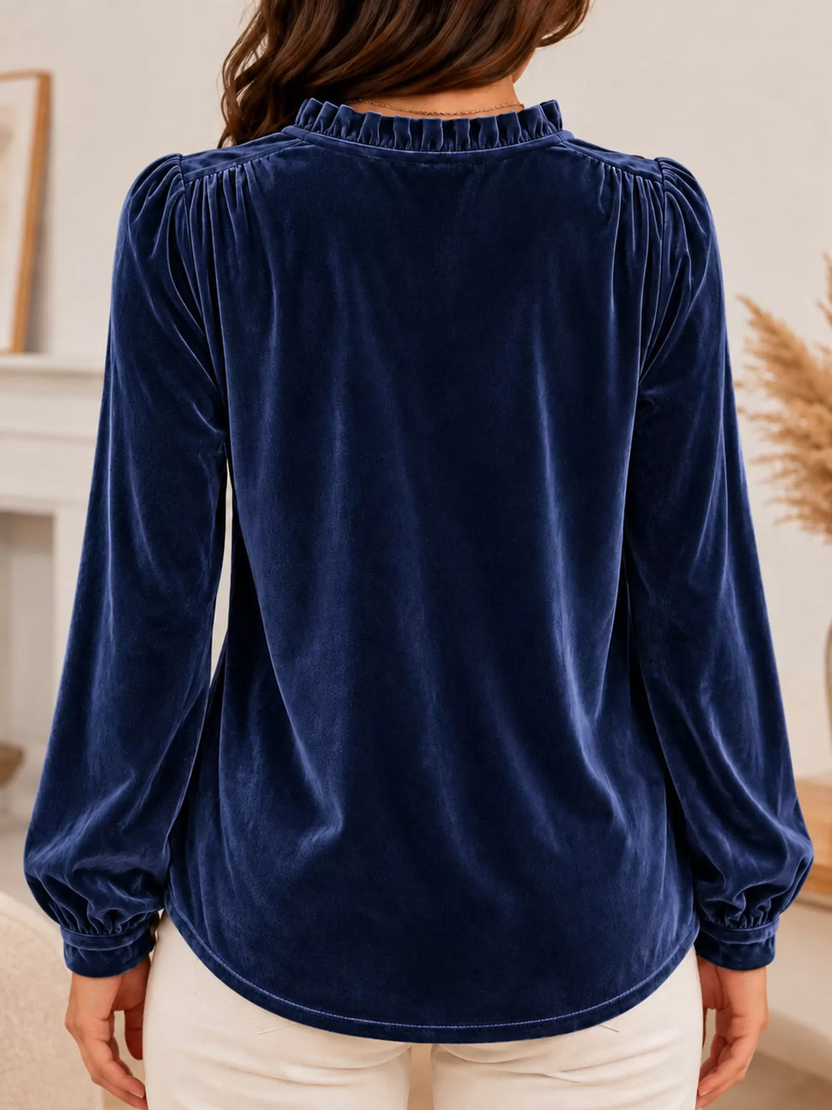 Long-sleeve blouse, back view