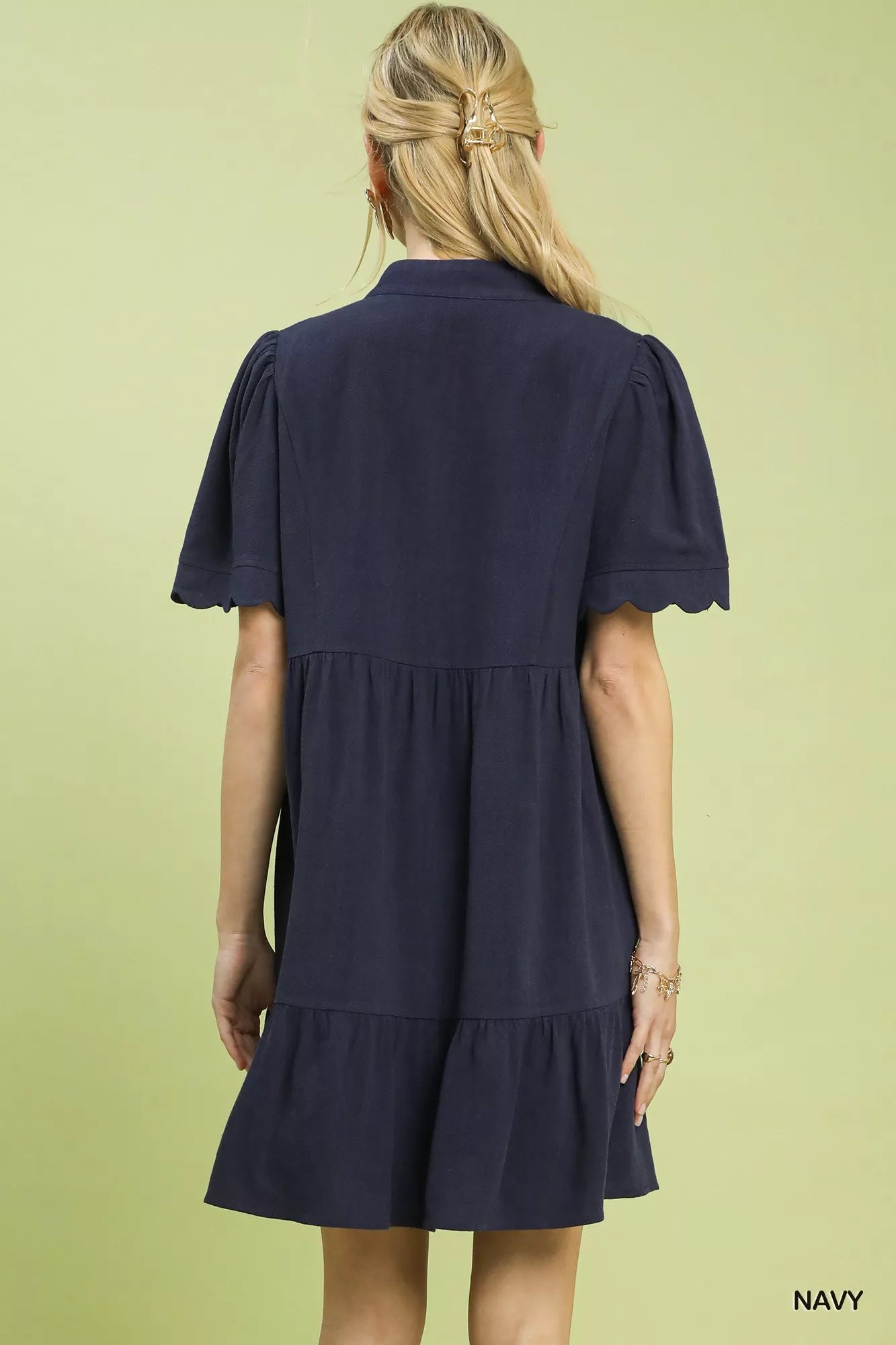 Women's apparel – product view 3