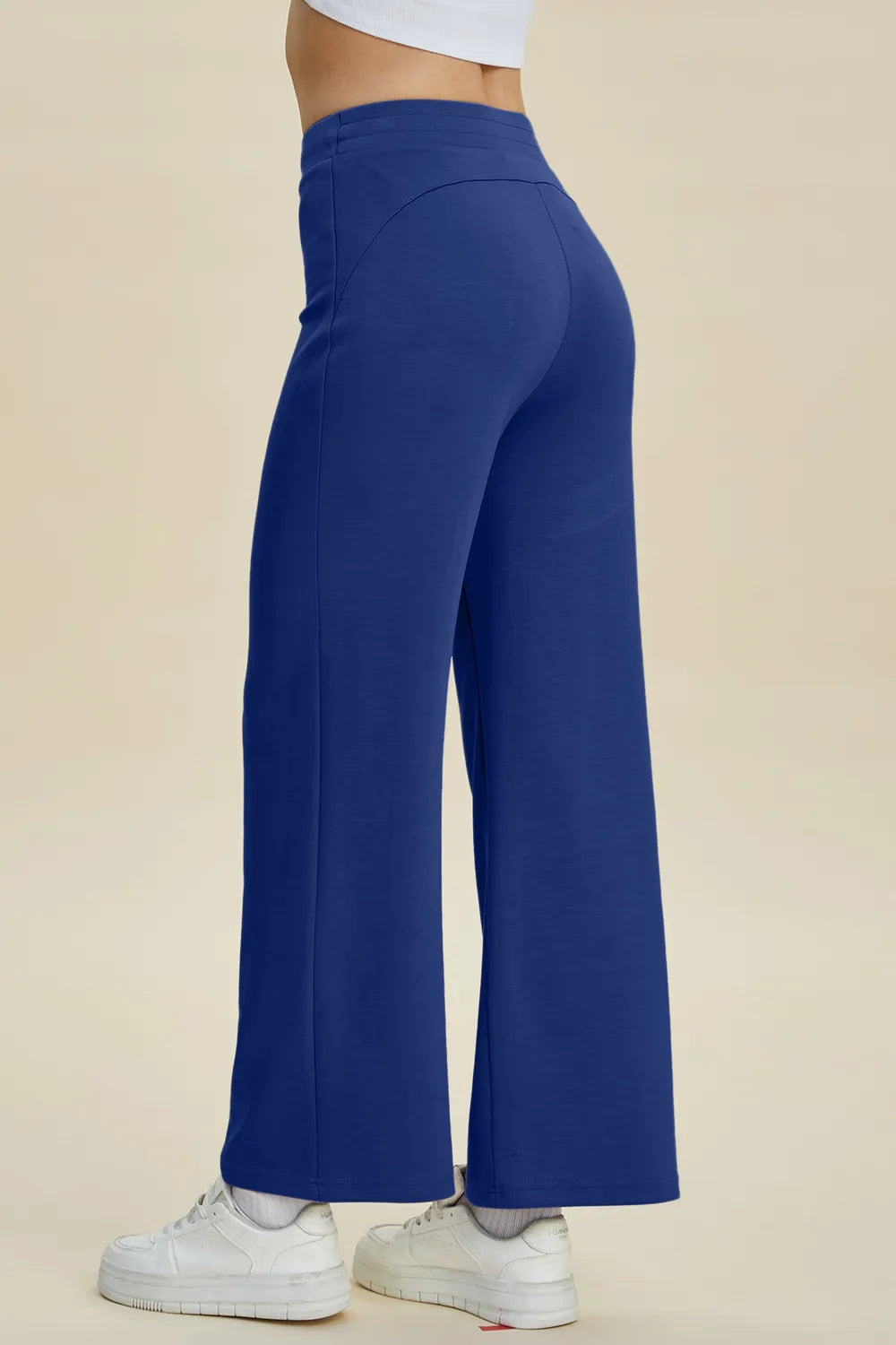 Women's pants – product view 9