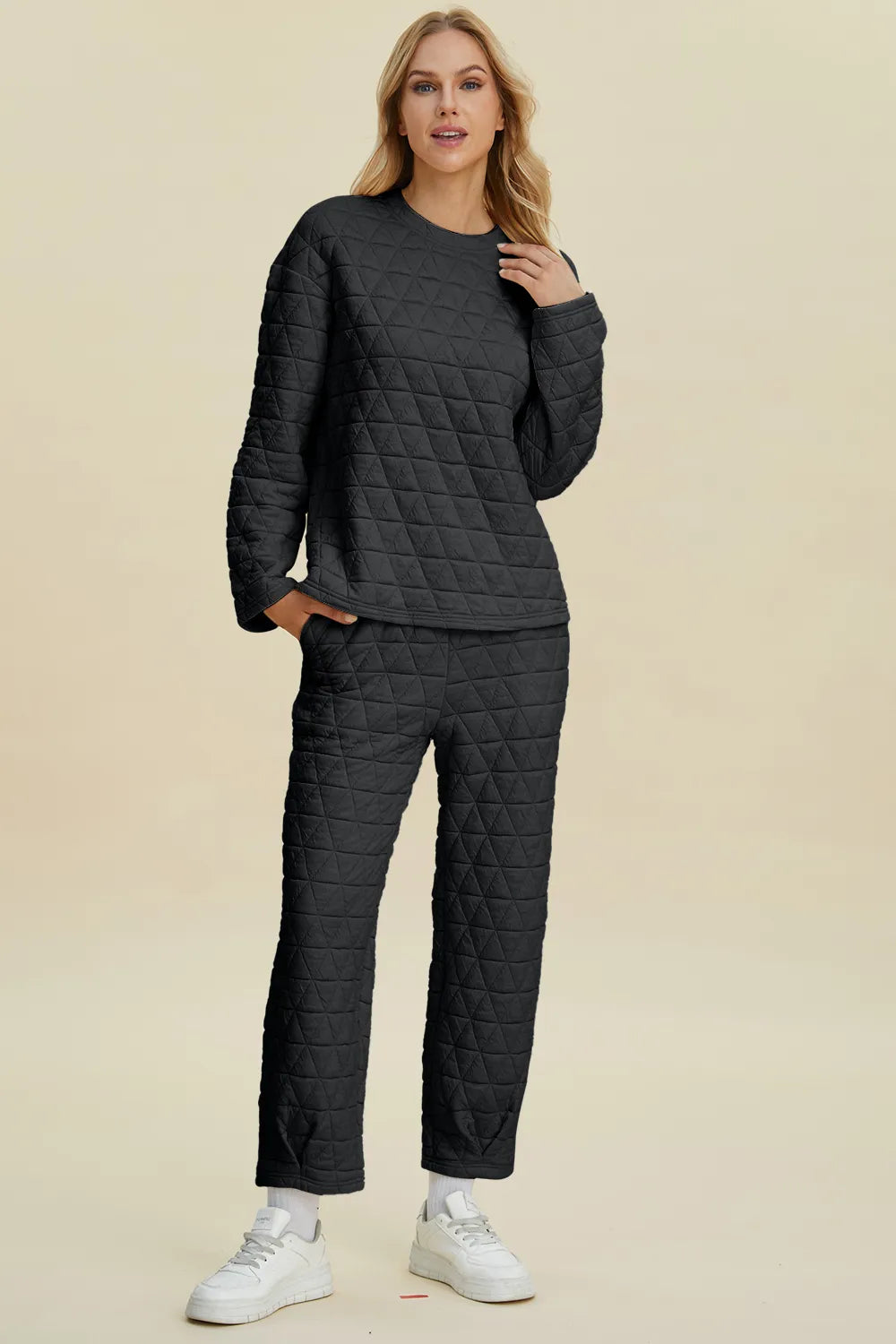 Women's clothing set – product view 10