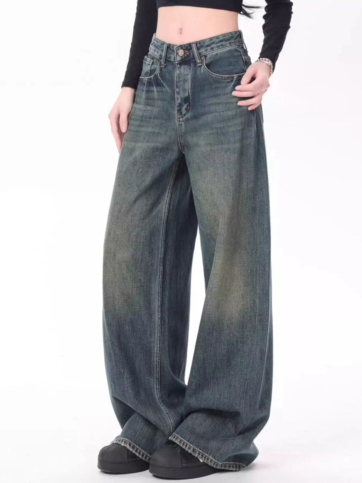 Wide-leg jeans