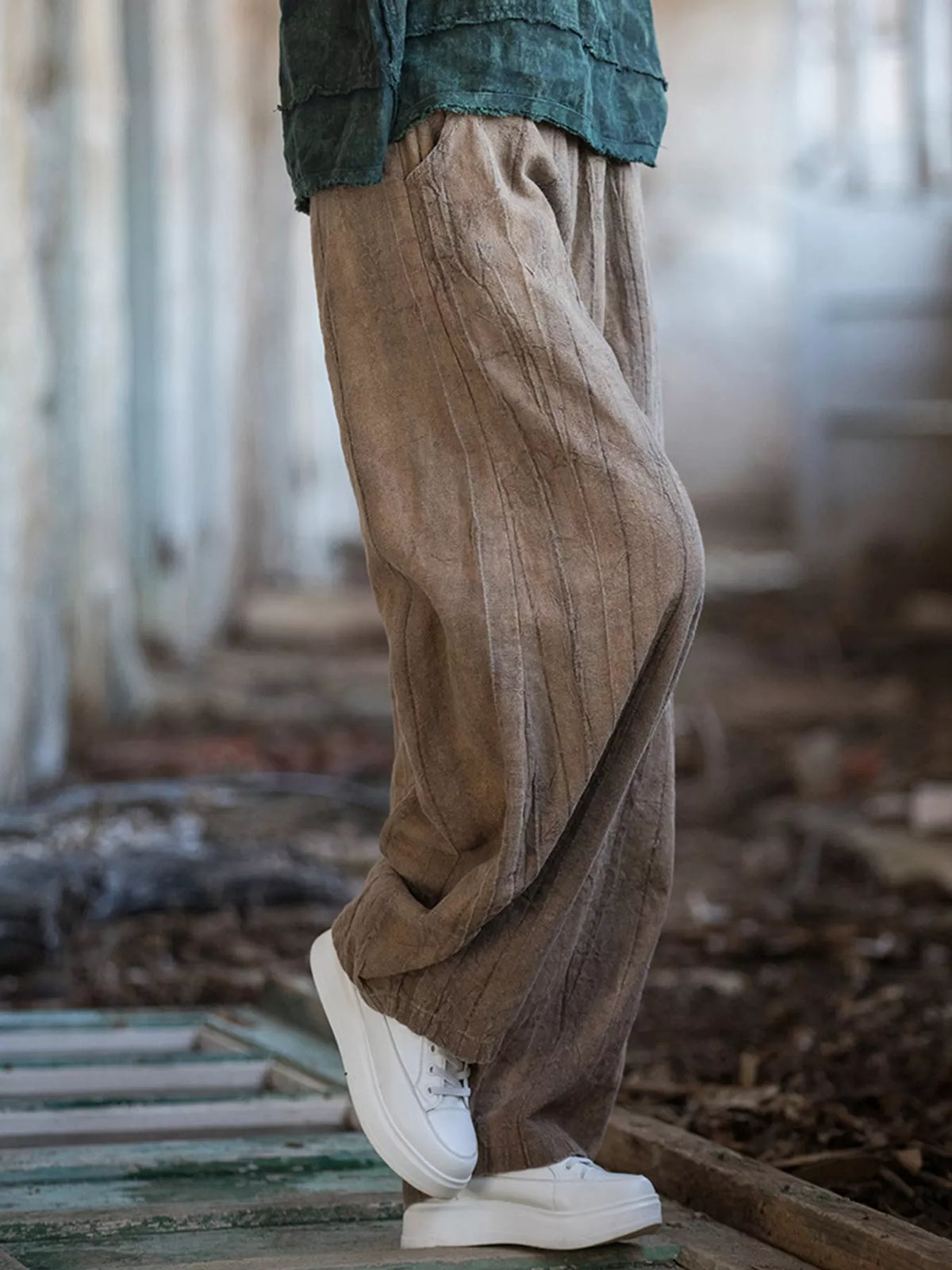 pants, side view