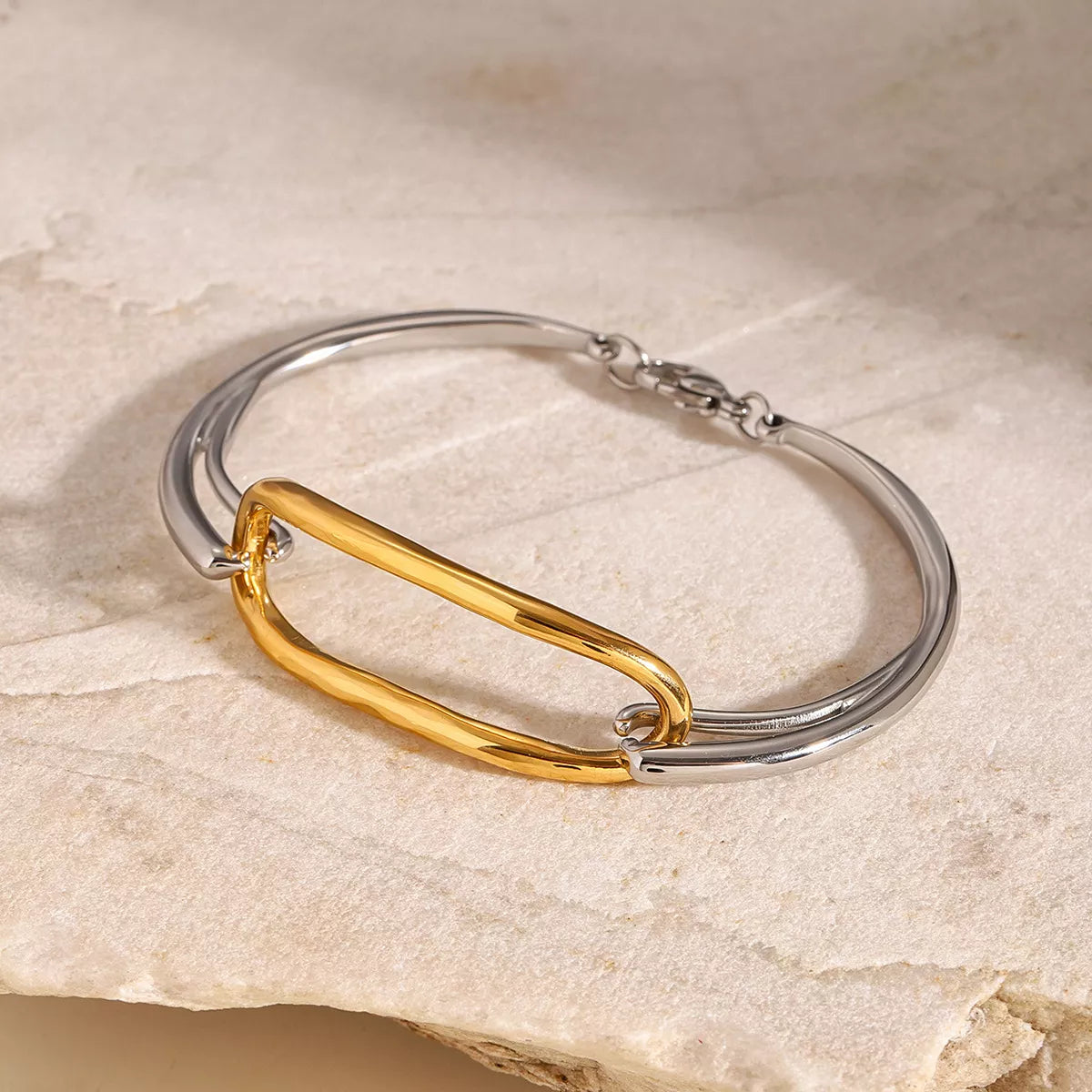 Trendsi Two-Tone Geometric Link Bracelet -