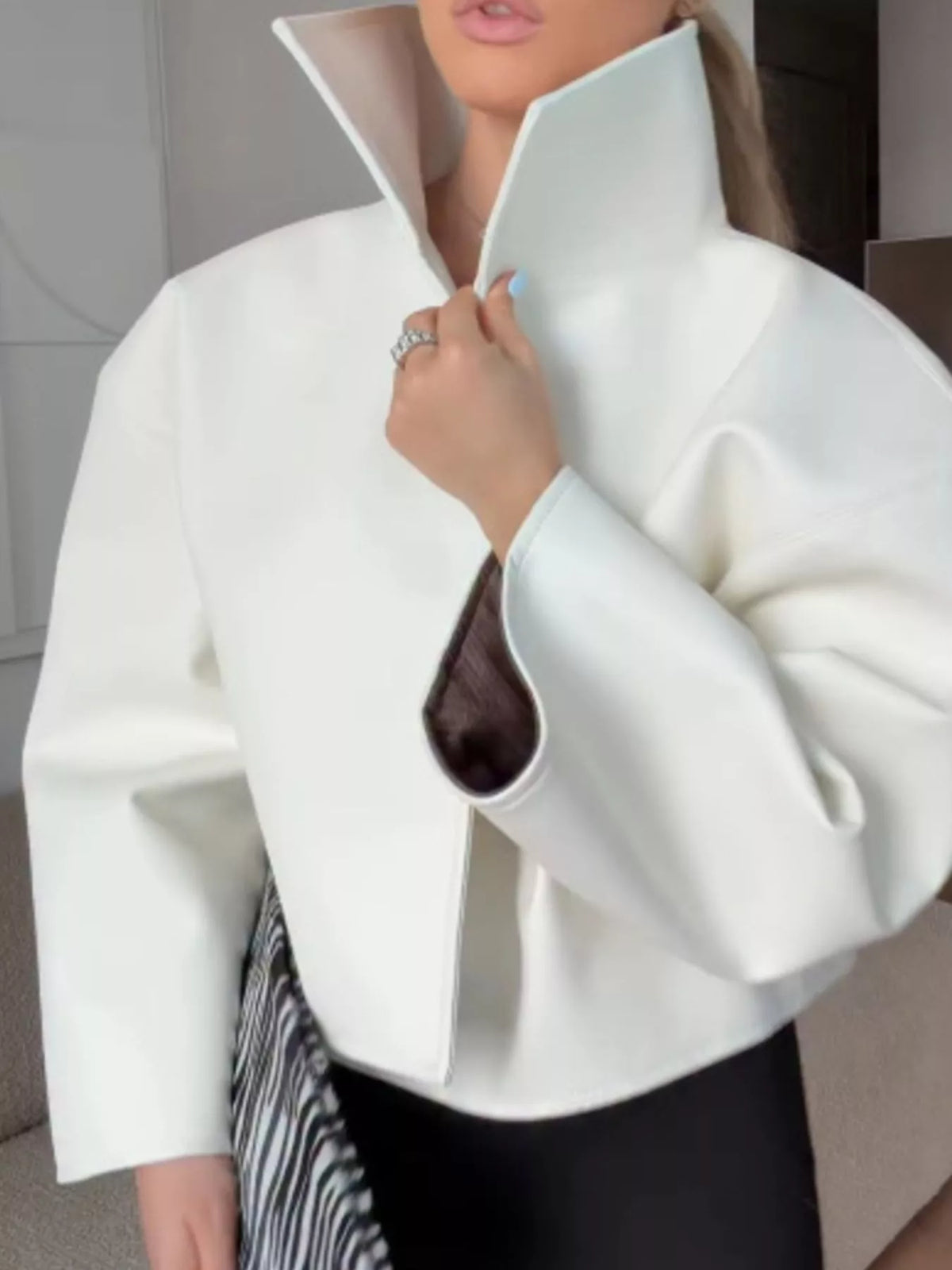 Mandarin neck long sleeve blazer, product view