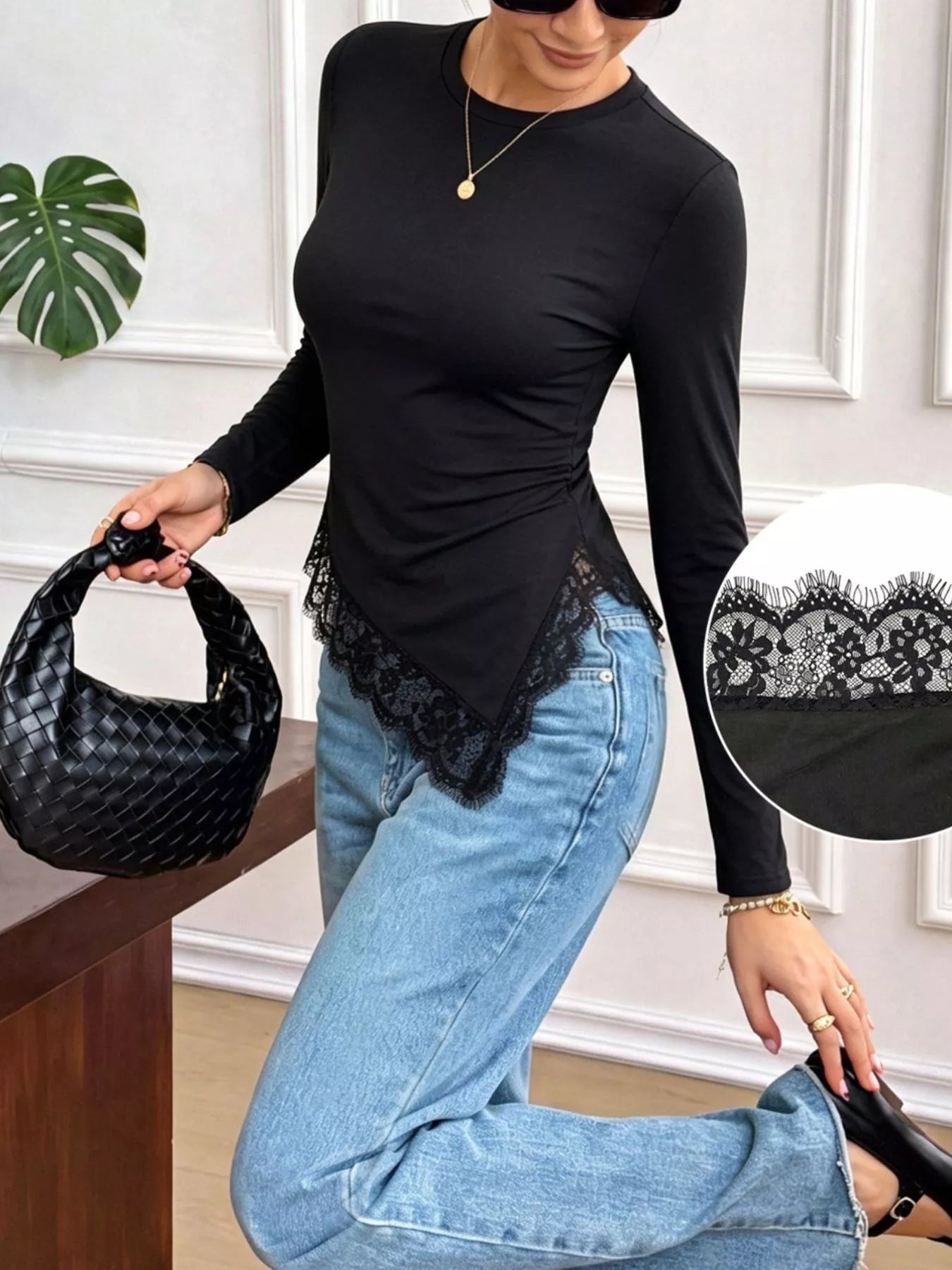 Asymmetrical lace-hem long sleeve T-shirt