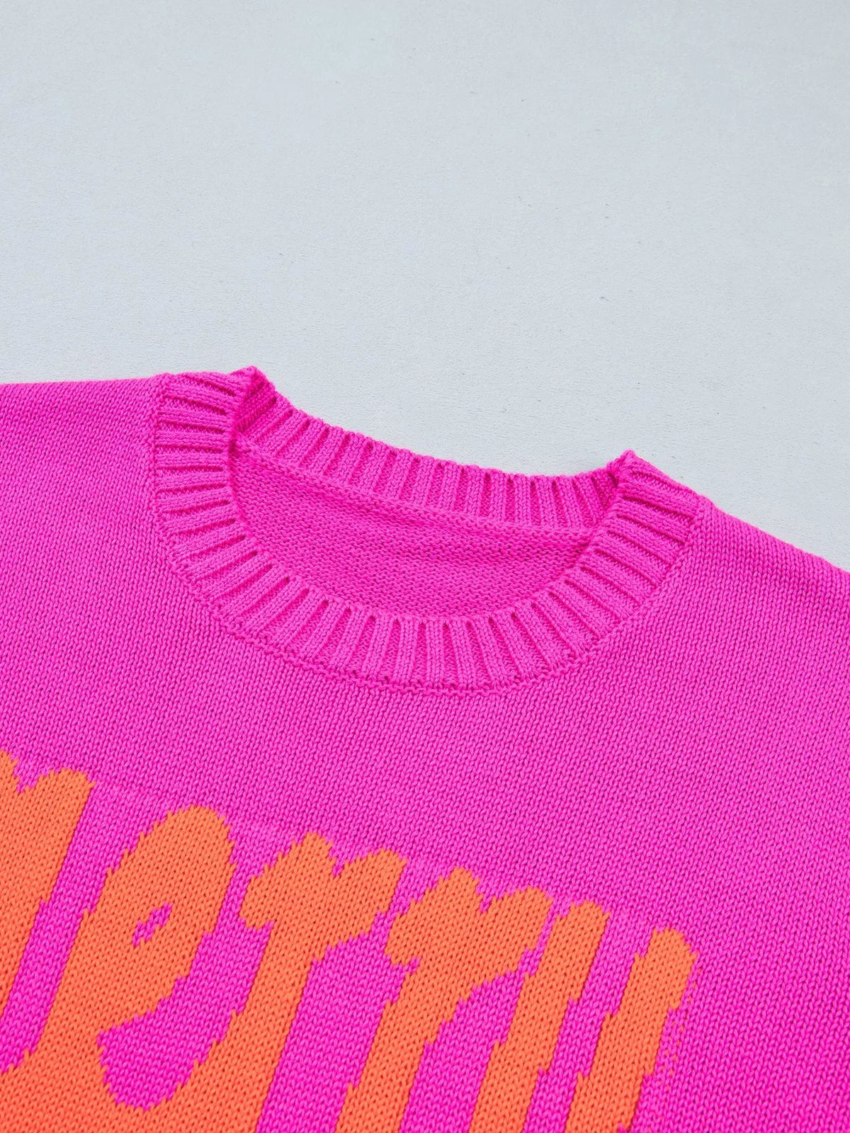 Merry sweater, pink ribbed neckline