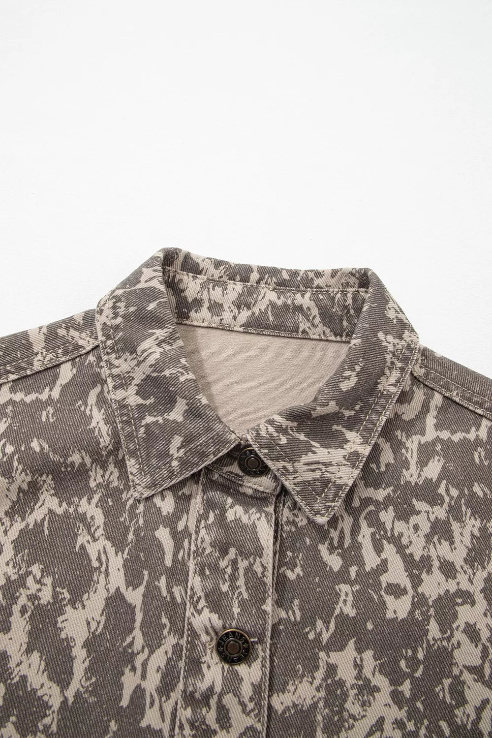 Trendsi Abstract Print Long Sleeve Collar Raw Hem Denim Jacket -