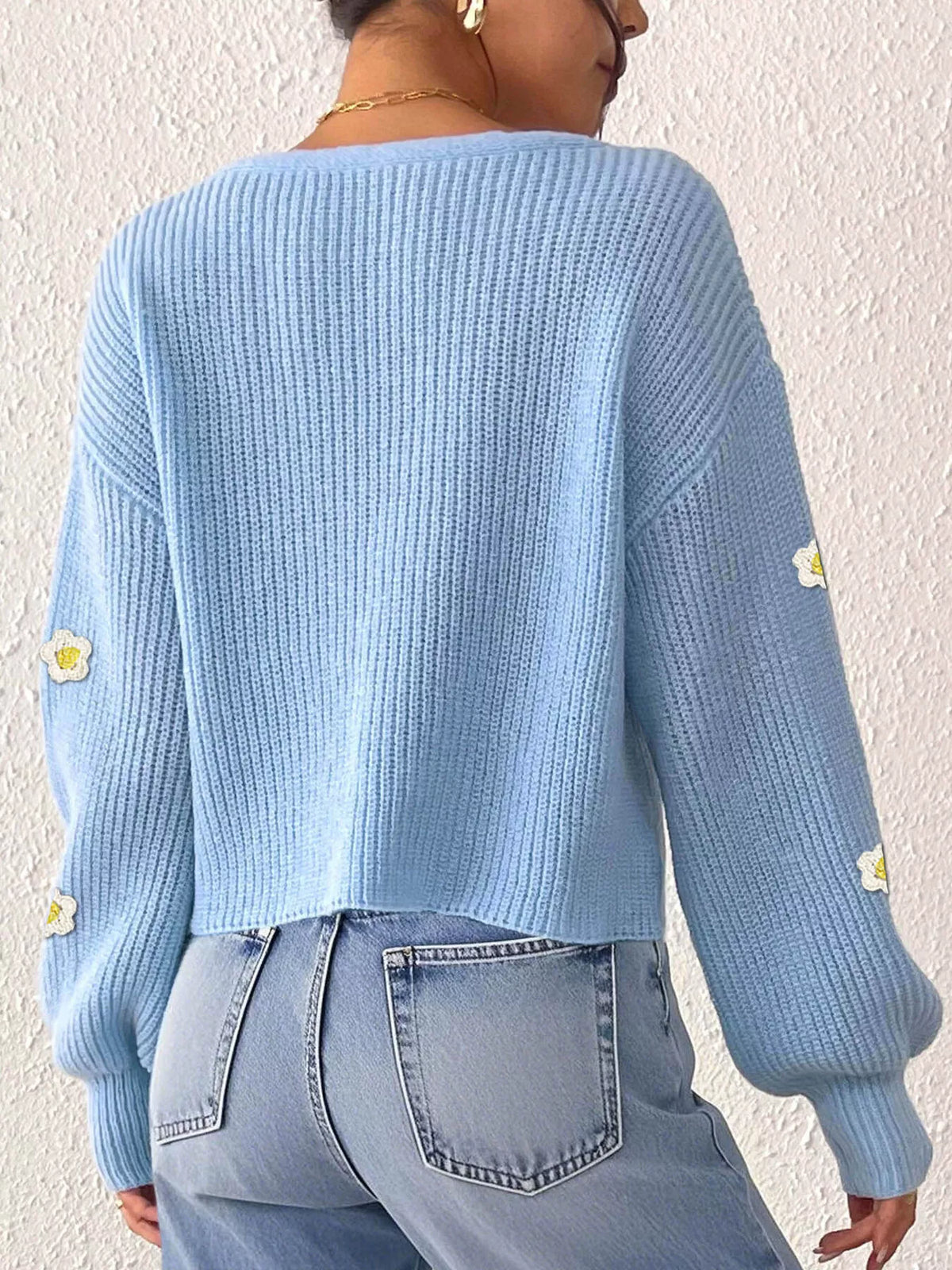 Floral V-neck button-down cropped cardigan
