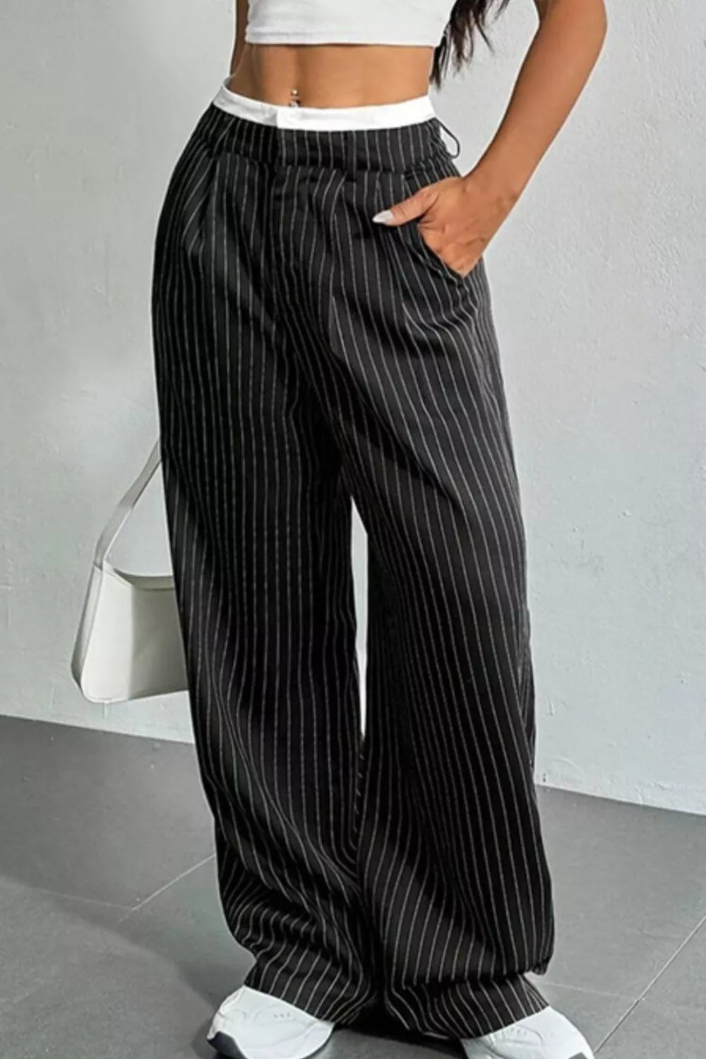 Women's pants – product view 11
