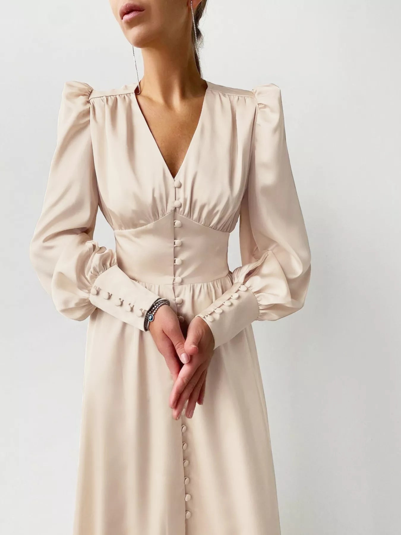 Trendsi Elegant V-Neck Puff Sleeve Button-Down Midi Dress -