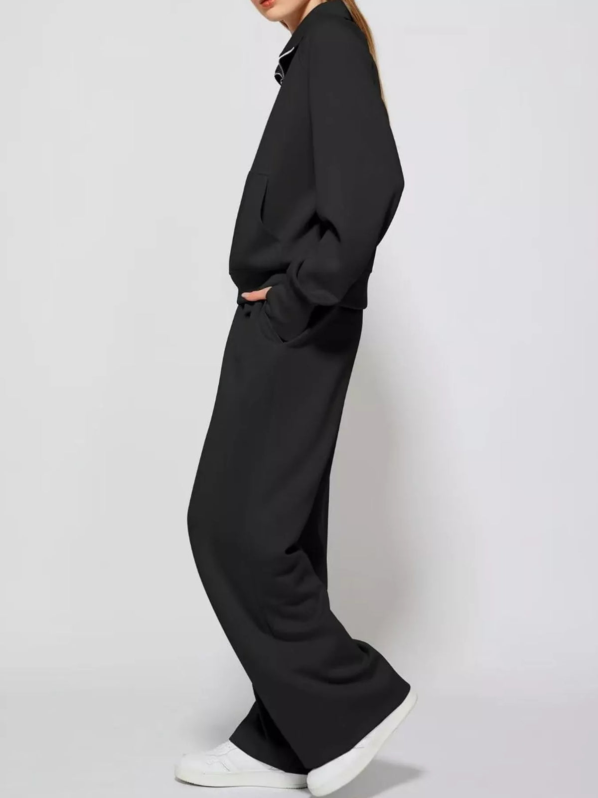 Half-zip top and pants set, black side