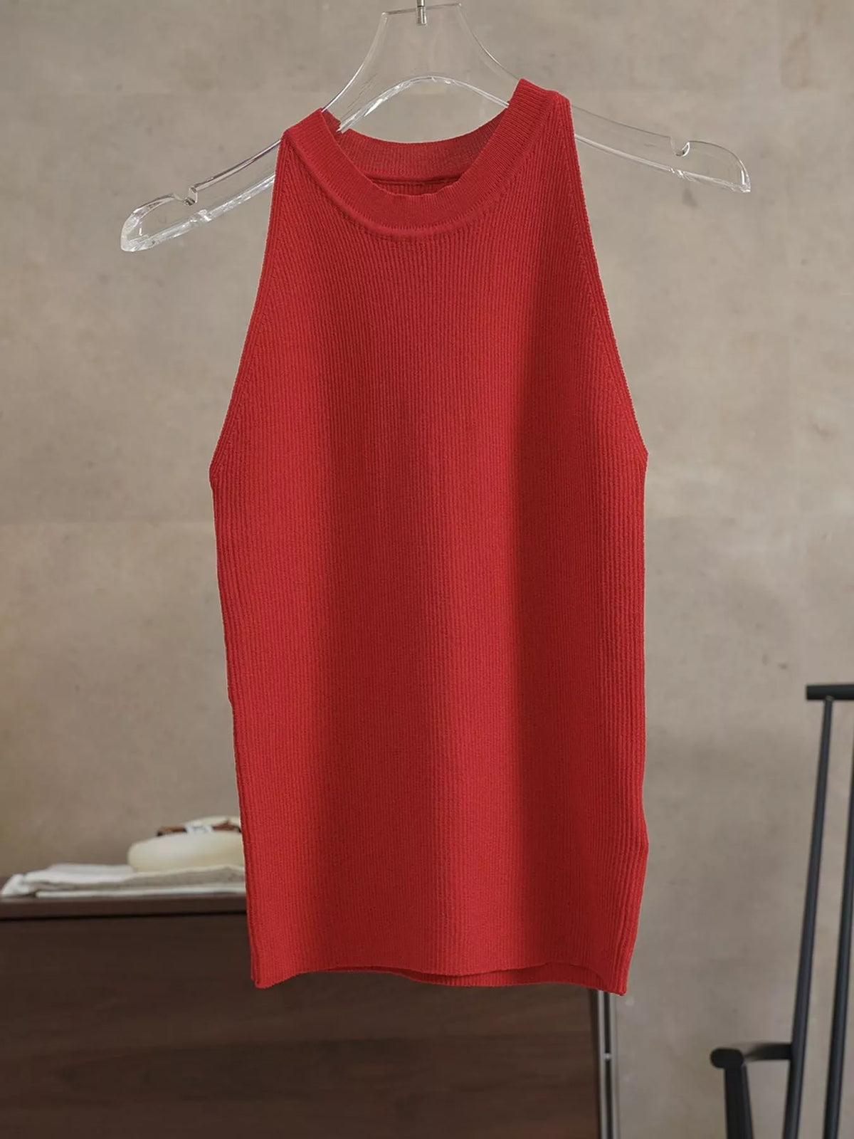 Red sleeveless mock neck ribbed knit tank top