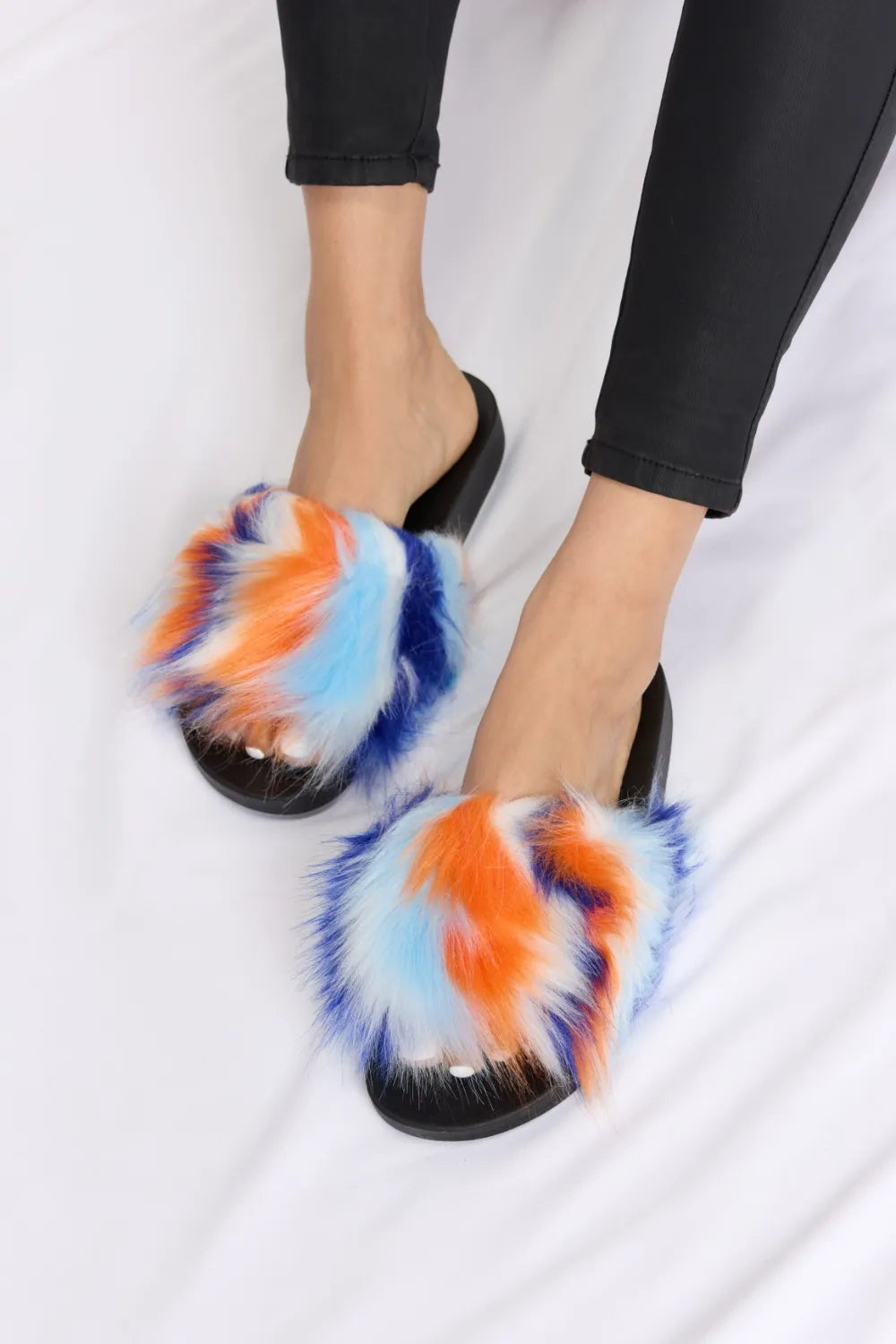 Women's Plush Open-Toe Sandals With 1-Inch Heel — product view 3