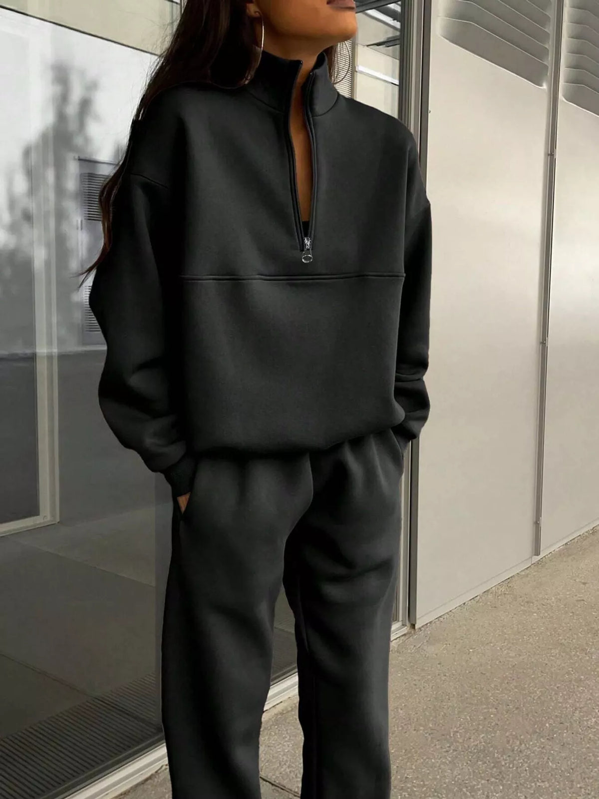 Half-zip top and pants set, black front