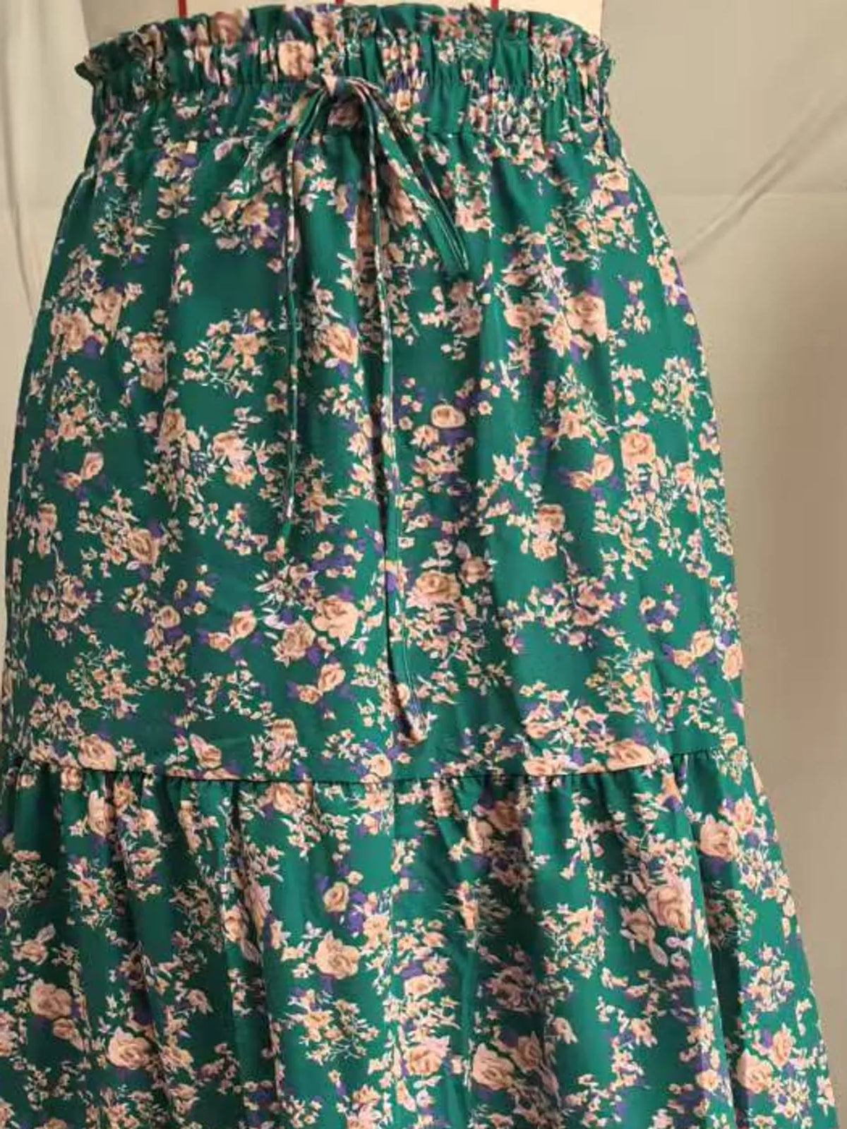 Green floral drawstring tiered skirt — design and construction details