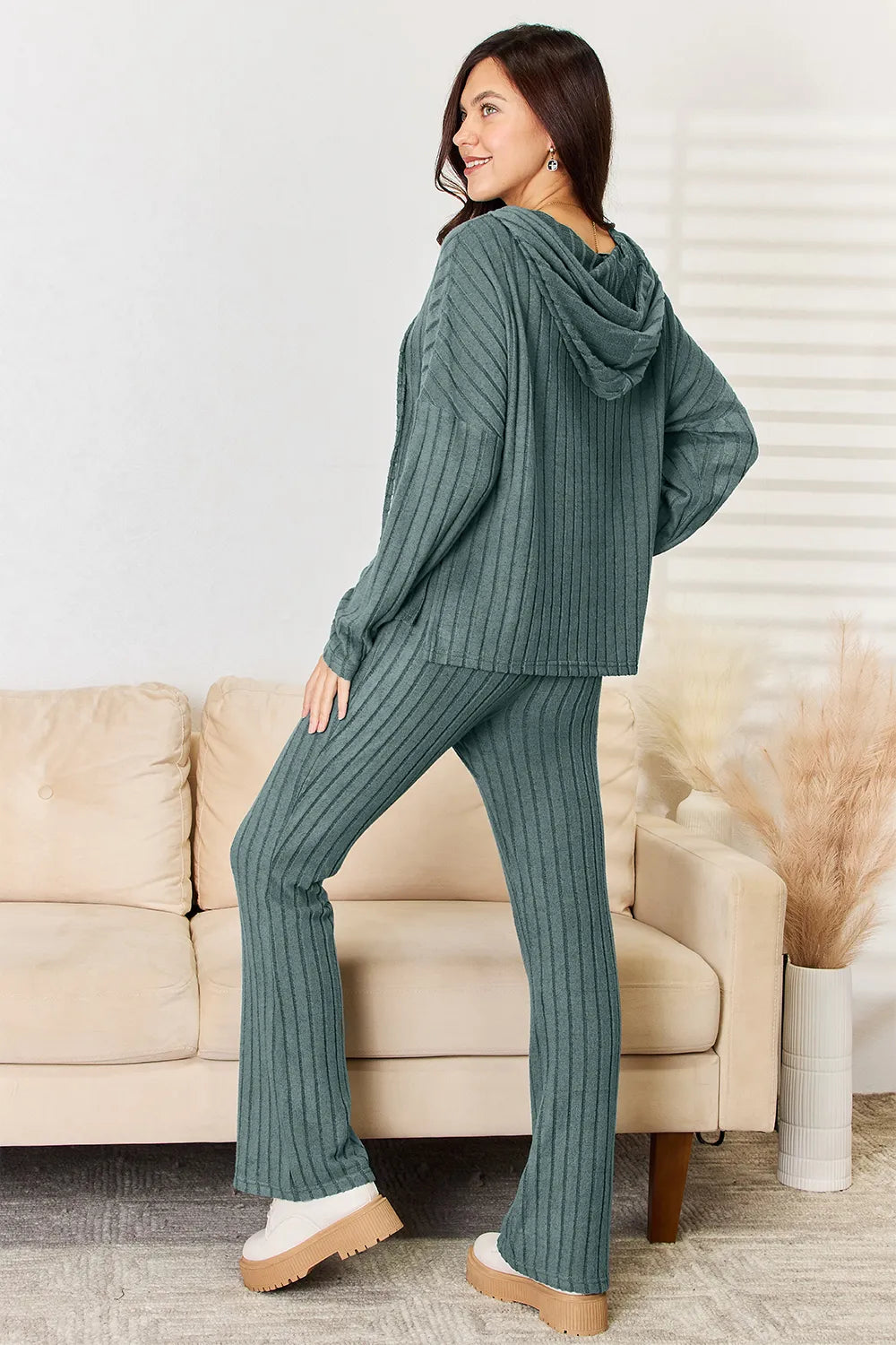 Women's clothing set – product view 17