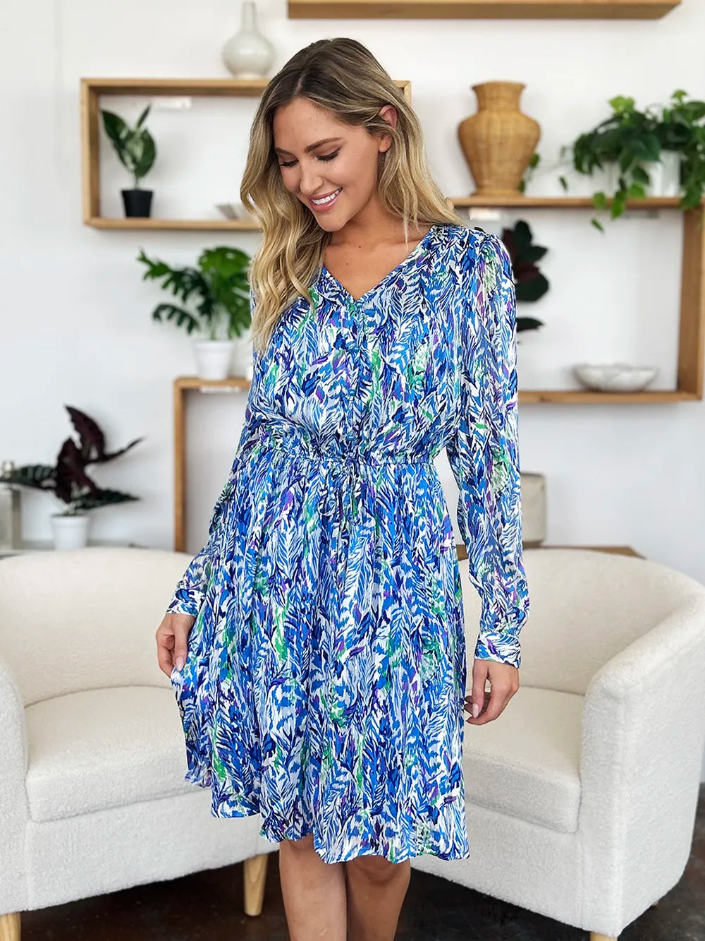 Women's apparel – product view 14