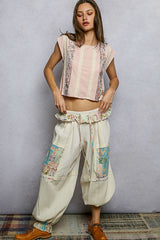 Trendsi POL Floral Print Patch Round Neck Cropped T-Shirt with Lace Trim -