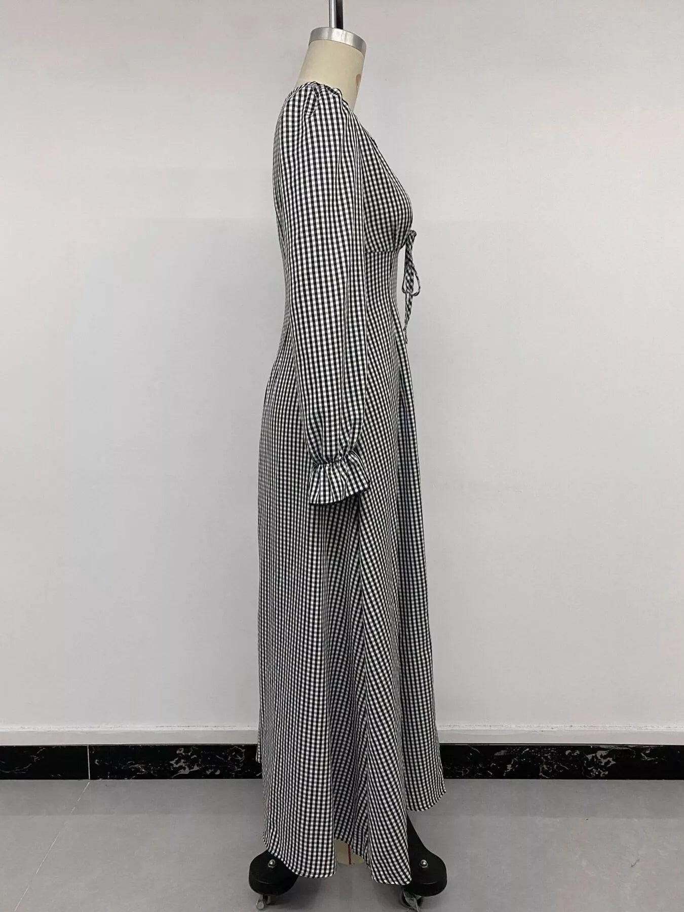 Trendsi Gingham Lace-Trim V-Neck Long Sleeve A-Line Maxi Dress -