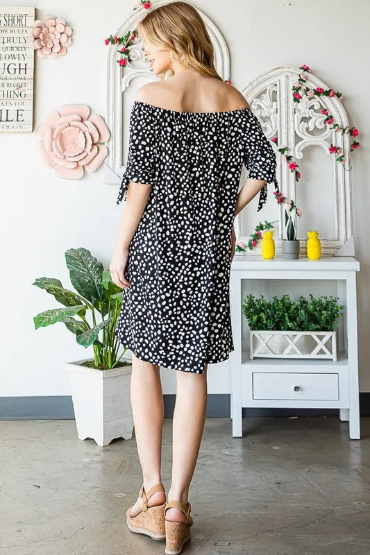 Women's apparel – product view 2