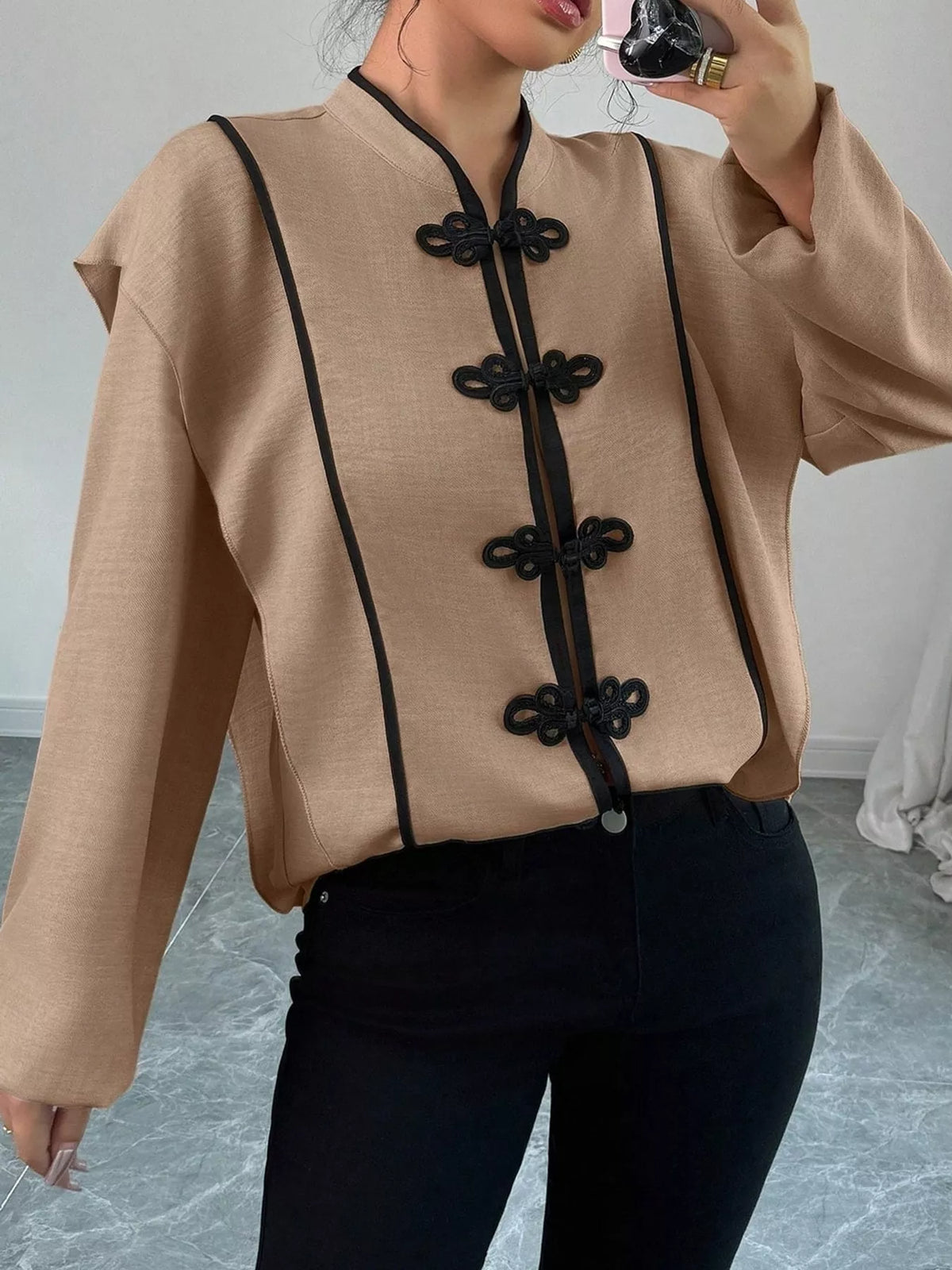 Brown chinese-style mandarin collar blouse