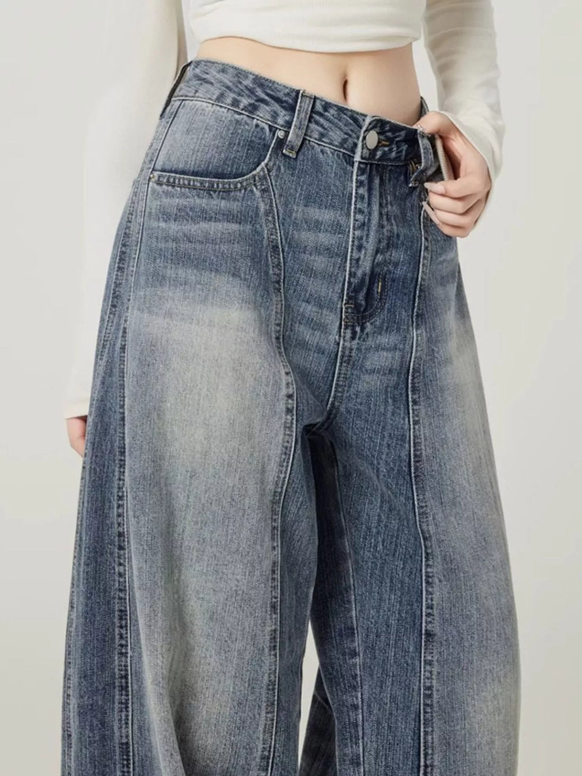 Vintage Wide-Leg Jeans in vintage blue