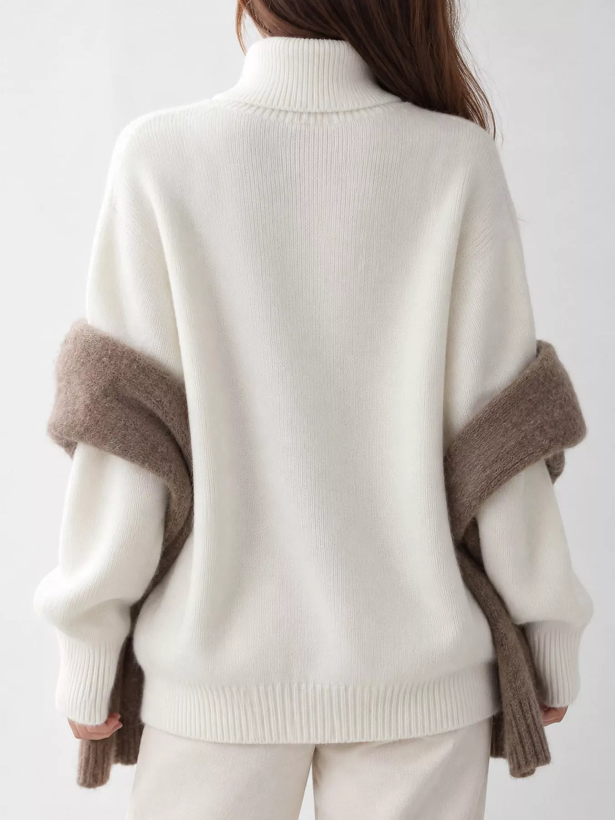 Turtleneck sweater, white back