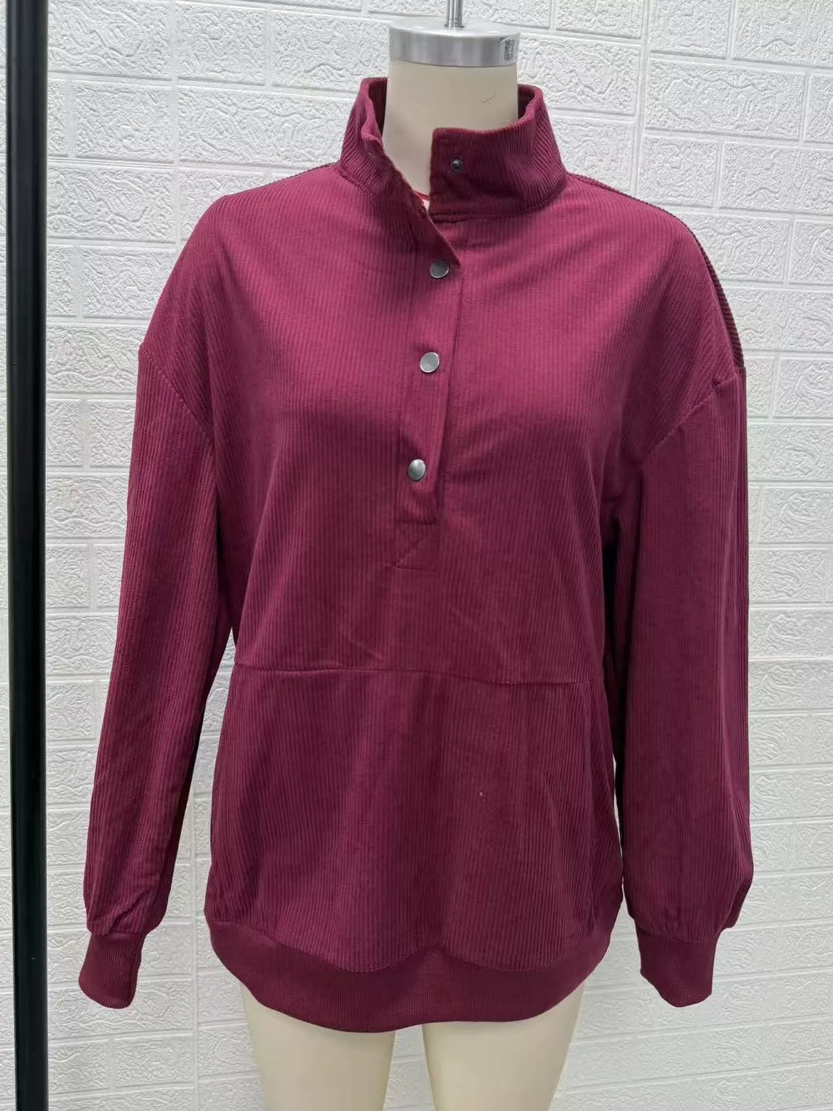 Quarter-snap sweatshirt, burgundy mannequin front