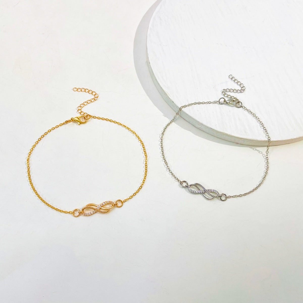 Trendsi Infinity Knot Charm Bracelet -