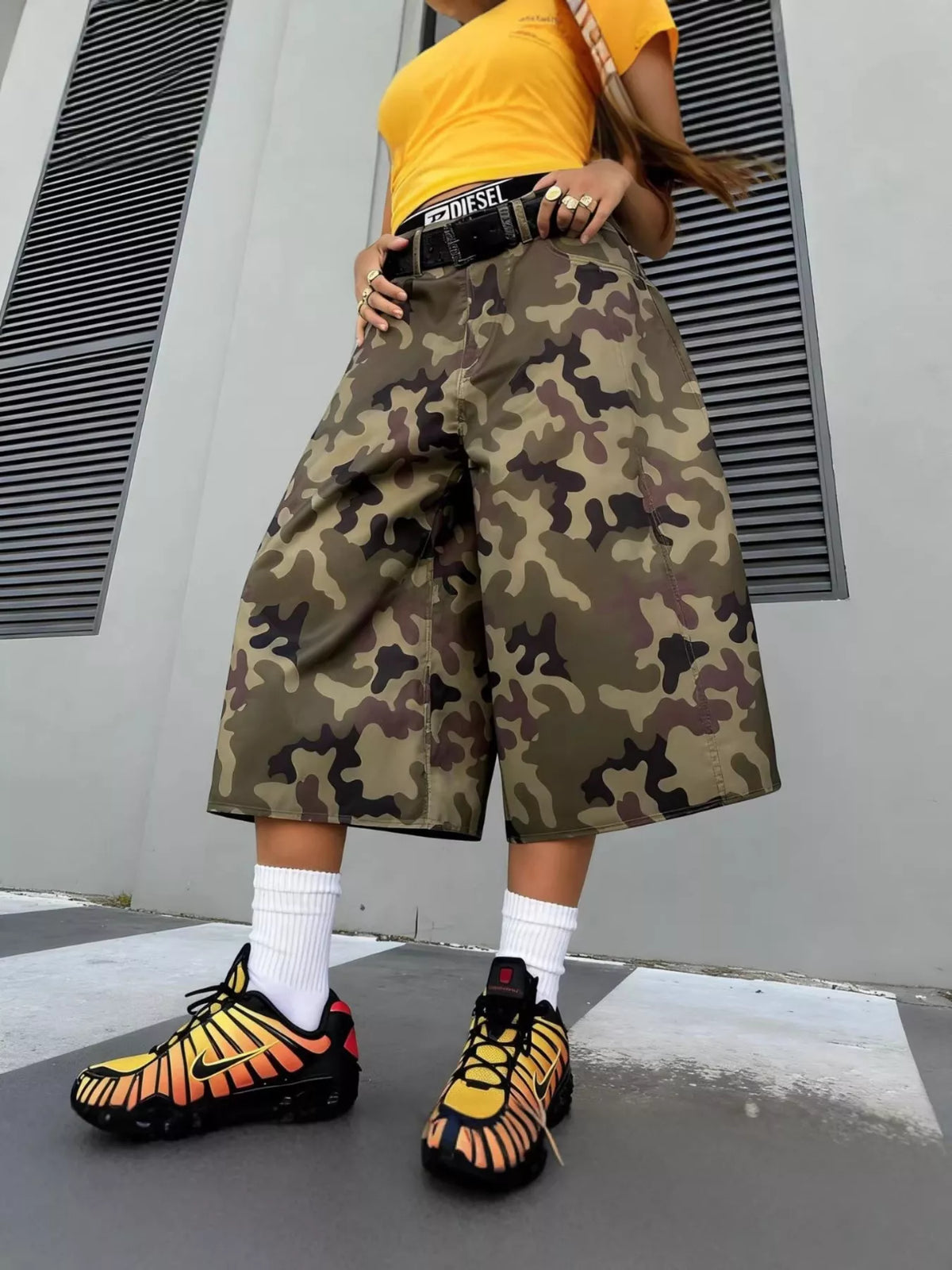 Women's pants – product view 4