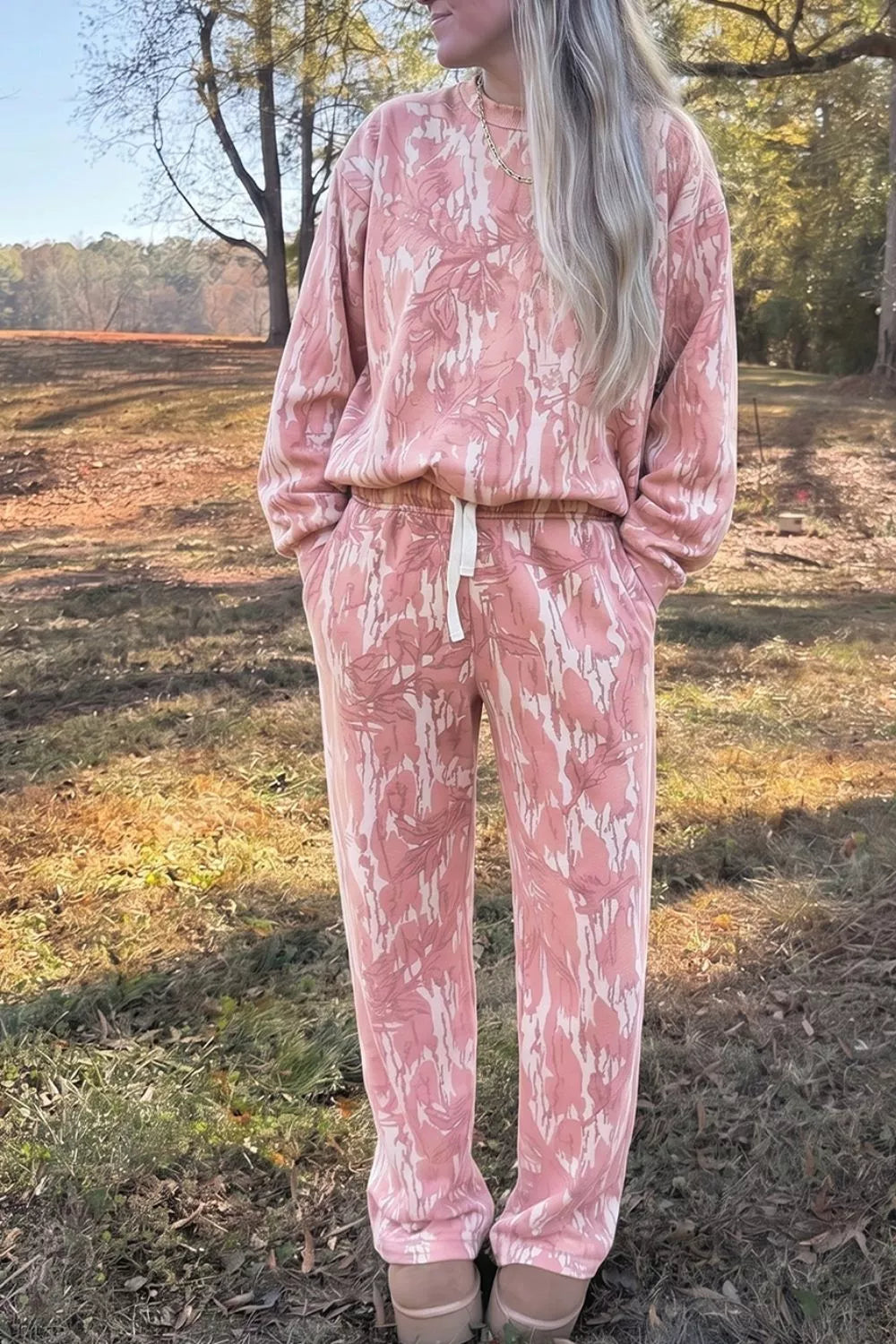 Women's clothing set – product view 3