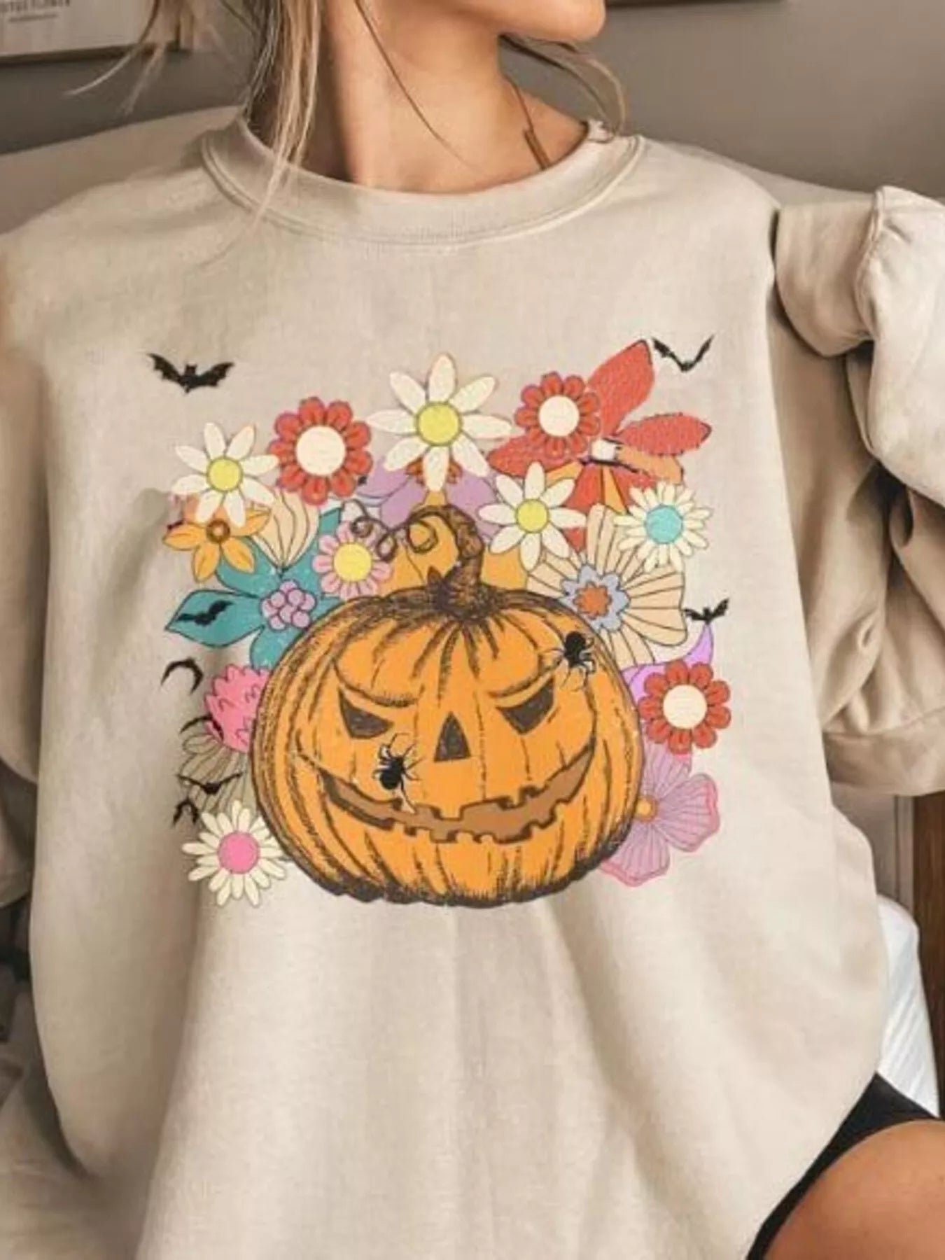 Trendsi Halloween Pumpkin Floral Round Neck Sweatshirt -
