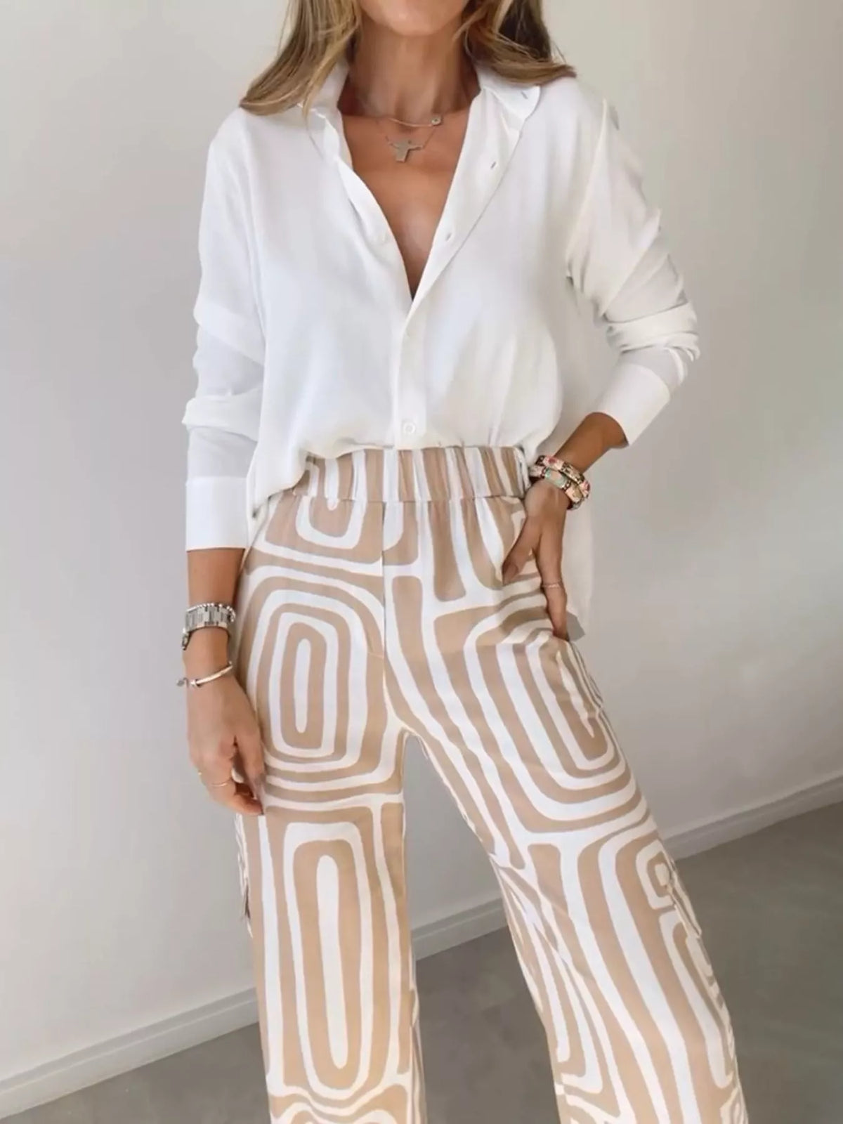 Shirt and geometric pants set, beige waist detail