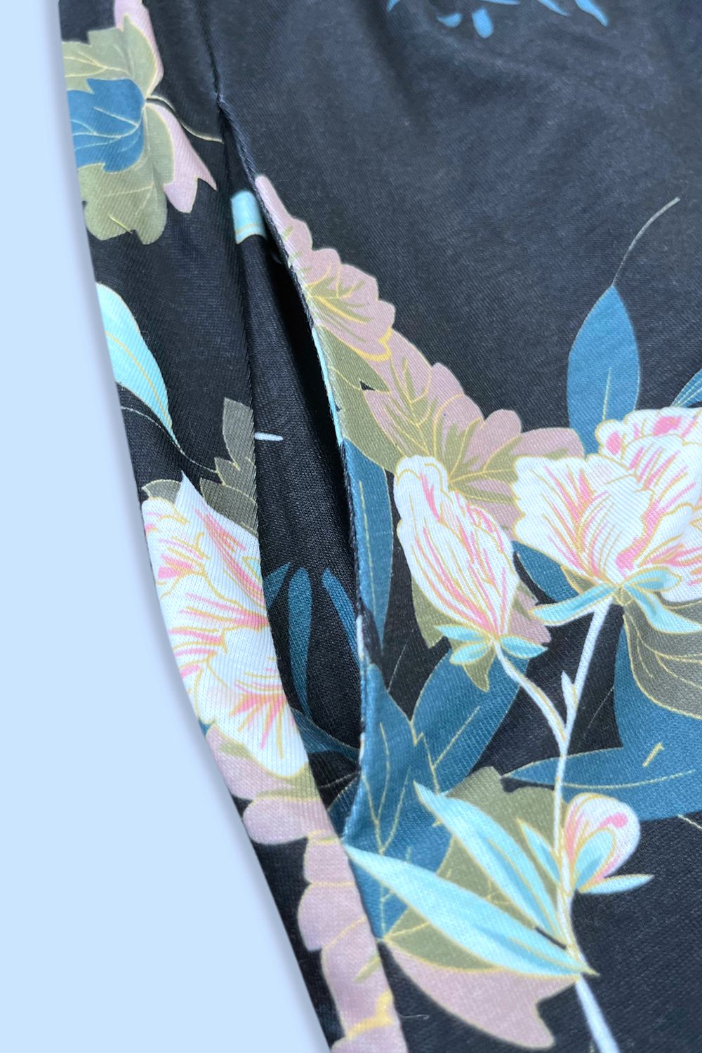 Women's apparel – product view 22
