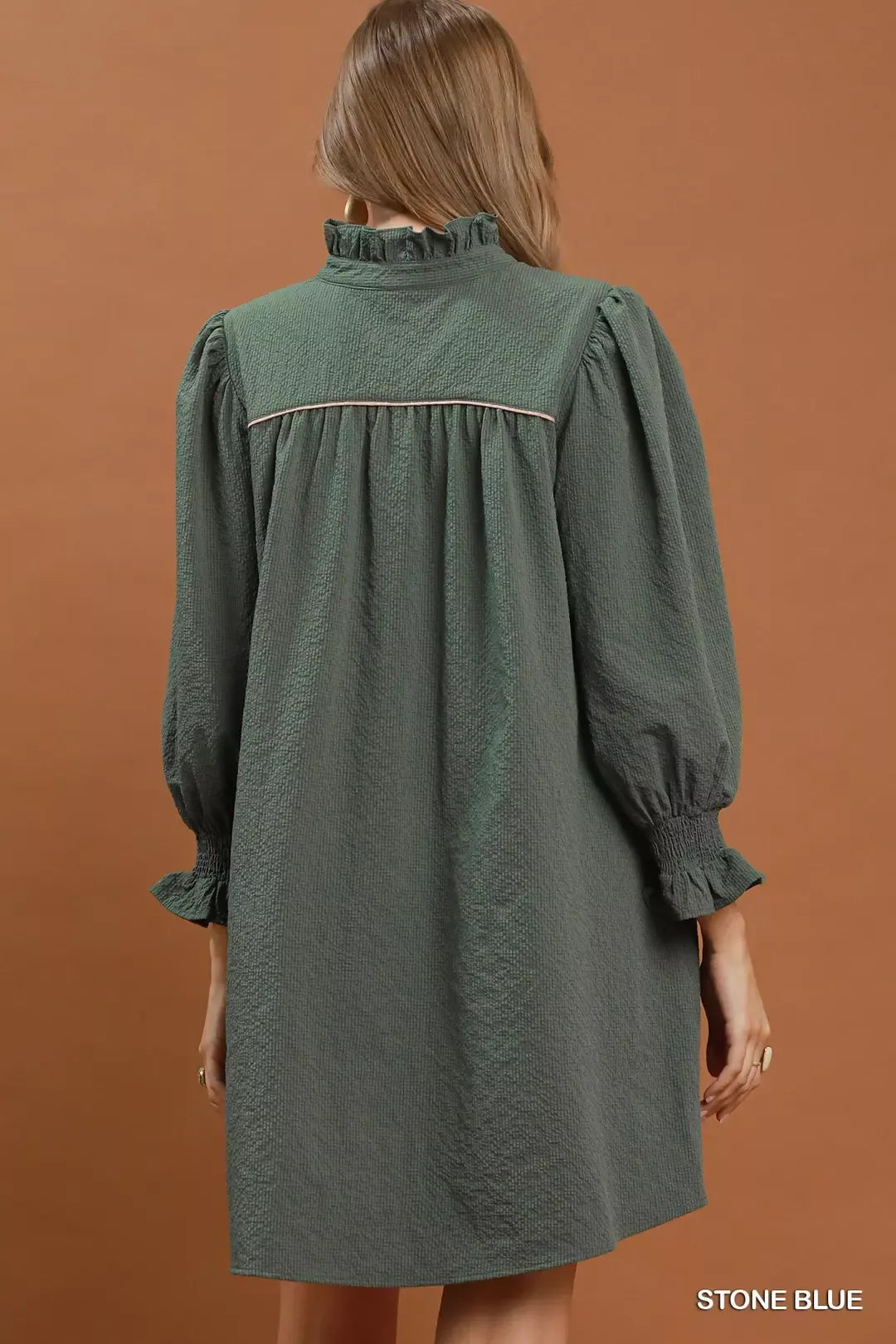 Women's apparel – product view 3
