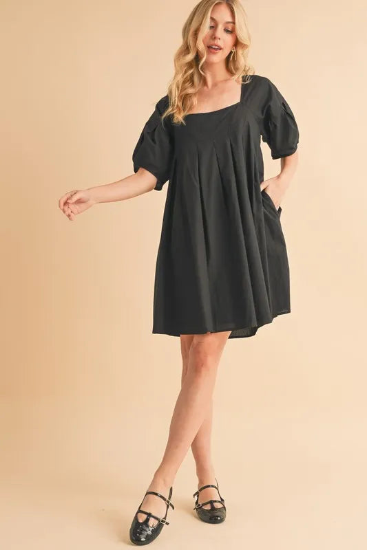 Women's apparel – product view 9