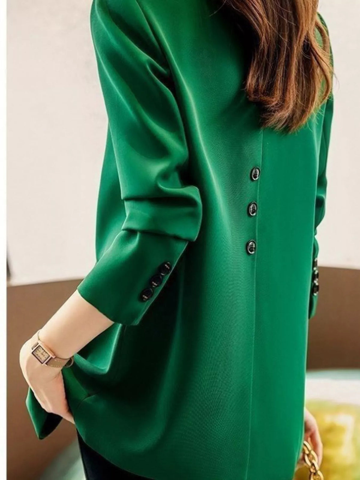 Collared long sleeve blazer, back view