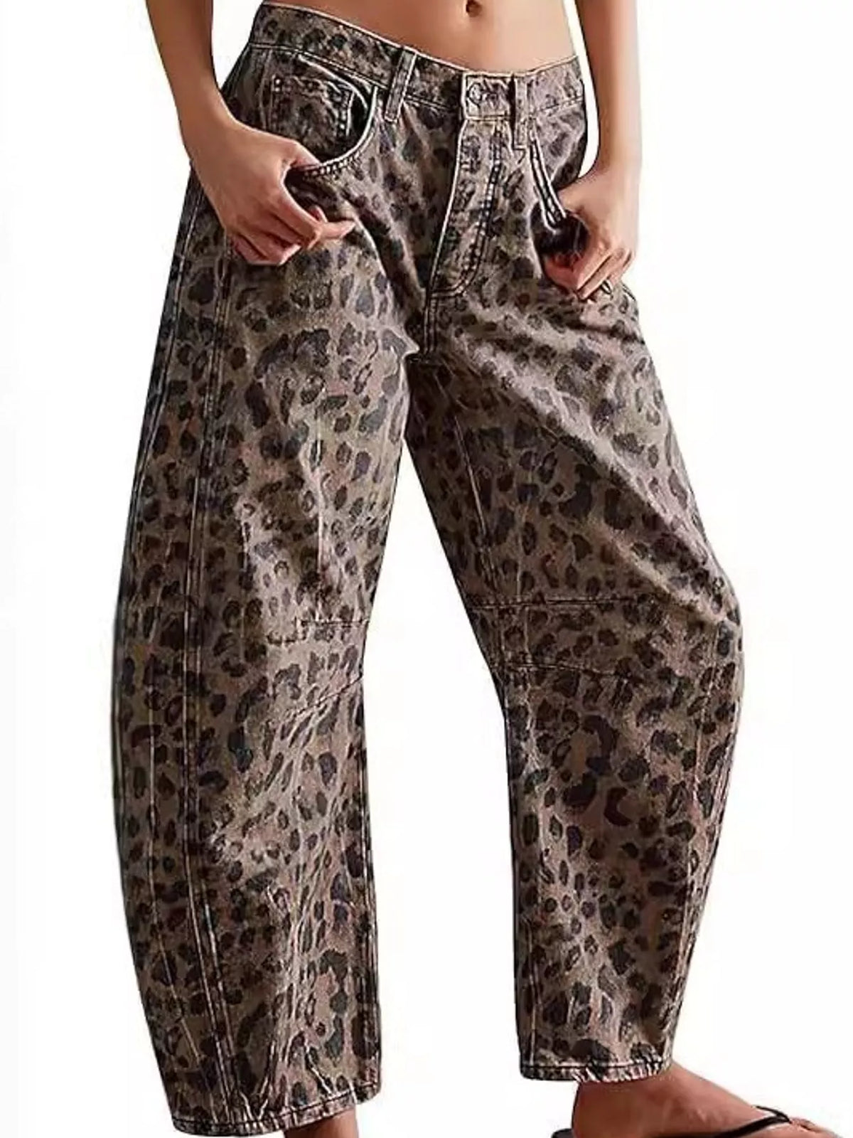 Leopard print barrel-leg jeans